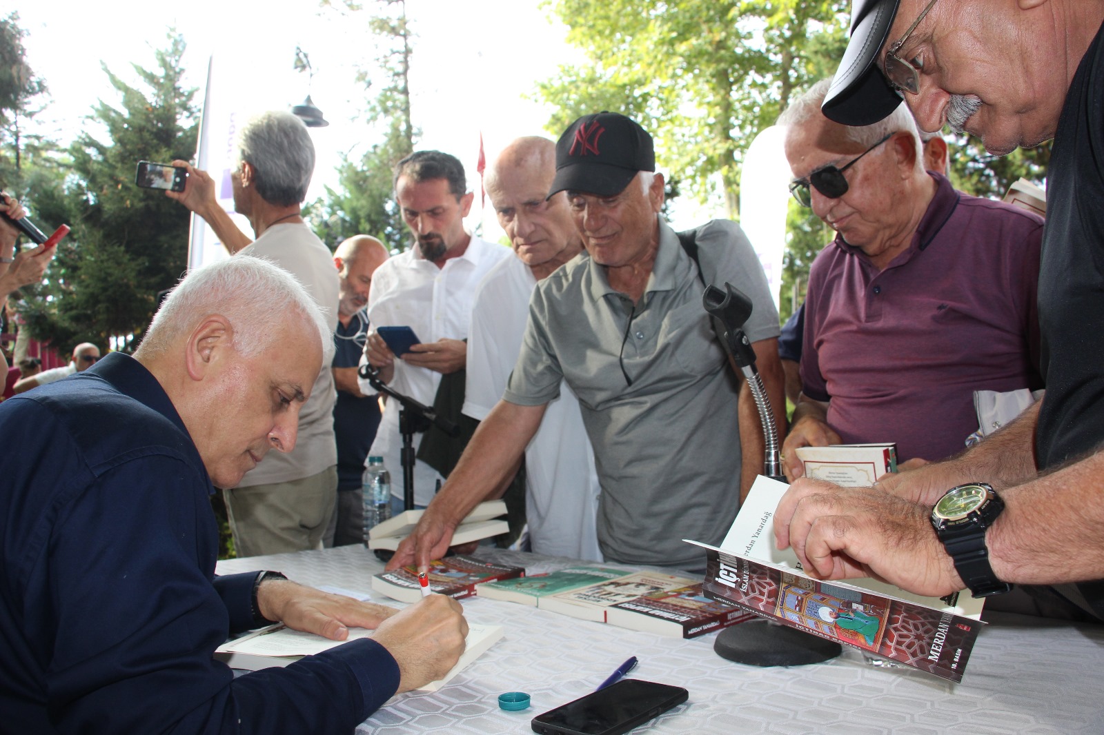 Yanardağ Erken Seçimi İşaret Etti