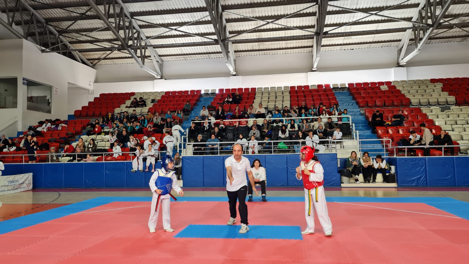 Cumhuriyet Kupası'nda Taekwondo Mücadelesi6