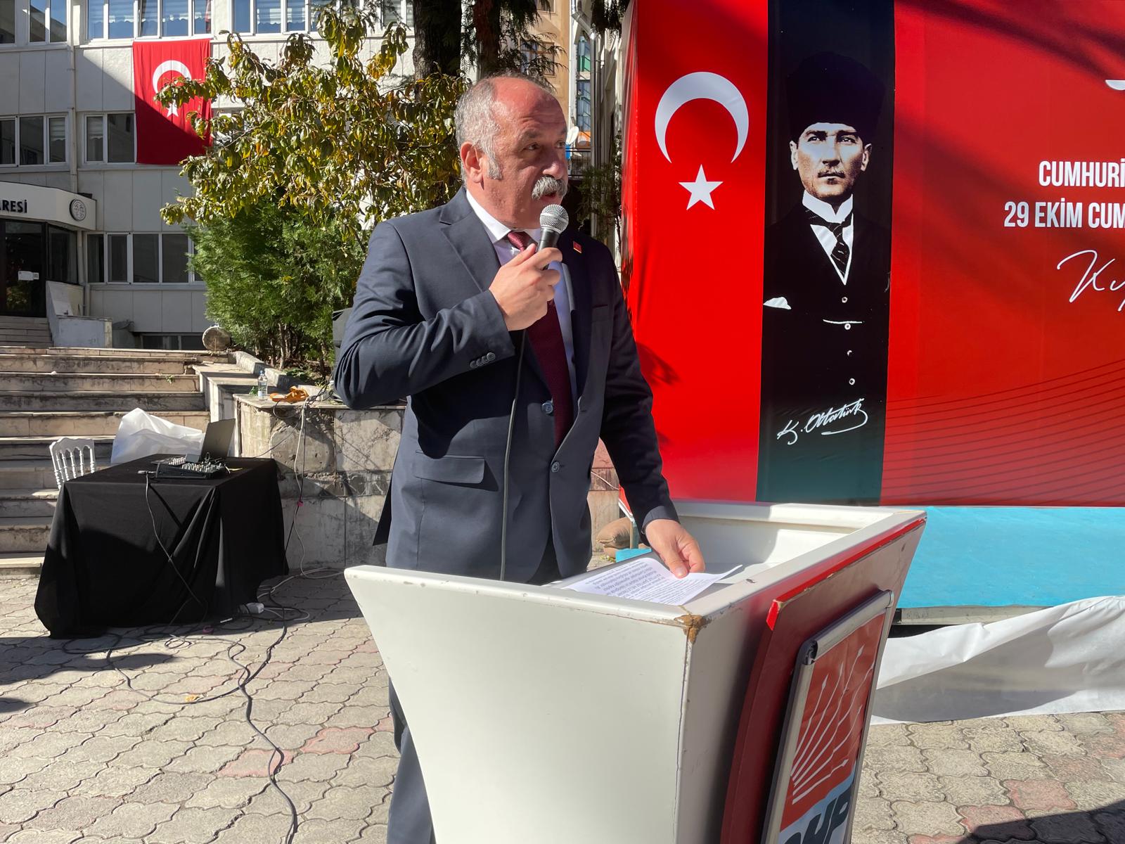 CHP Cumhuriyet Bayramı’nı Kutladı