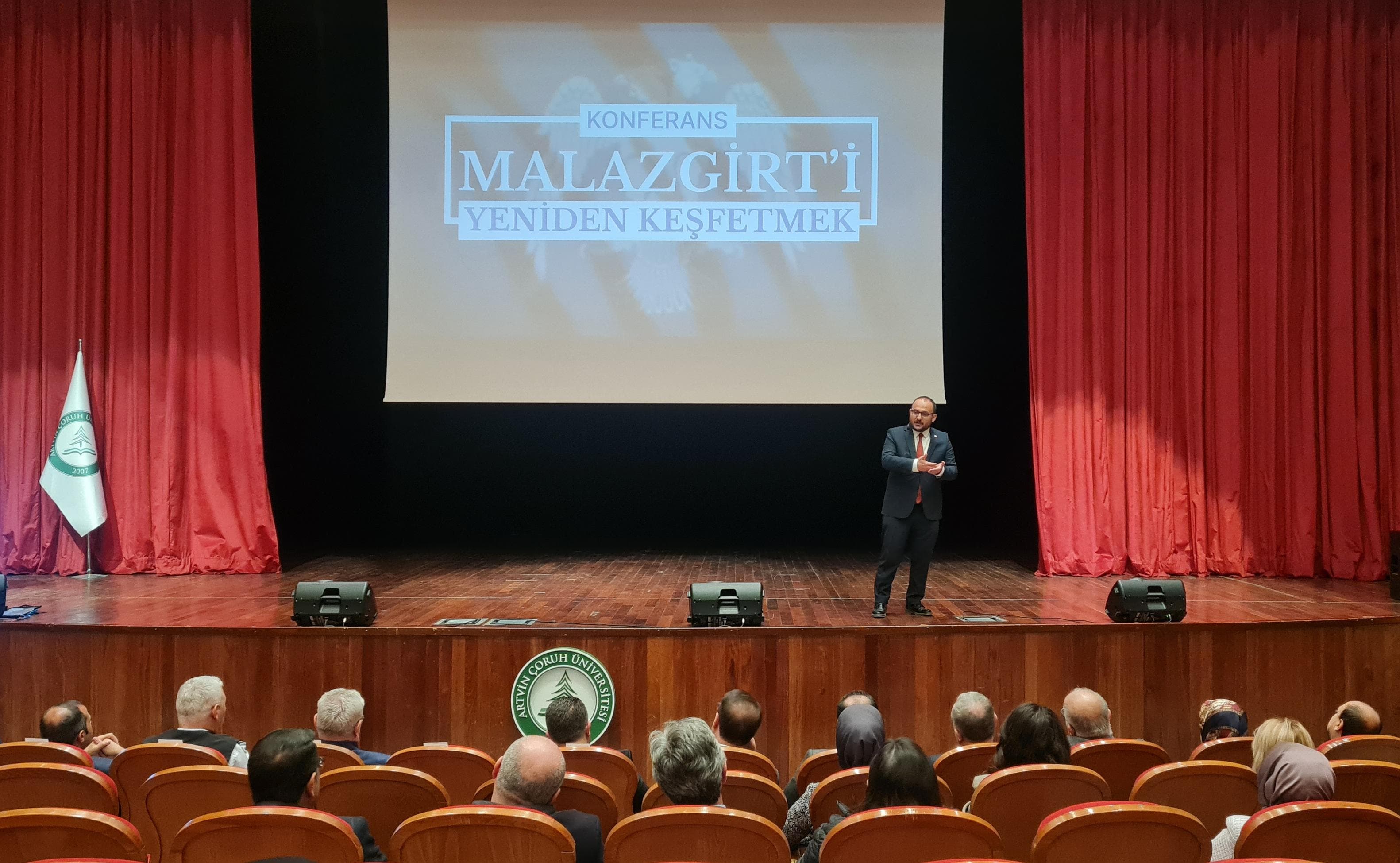 Malazgirt’in Tarihi Gerçekliklerini Anlattı4