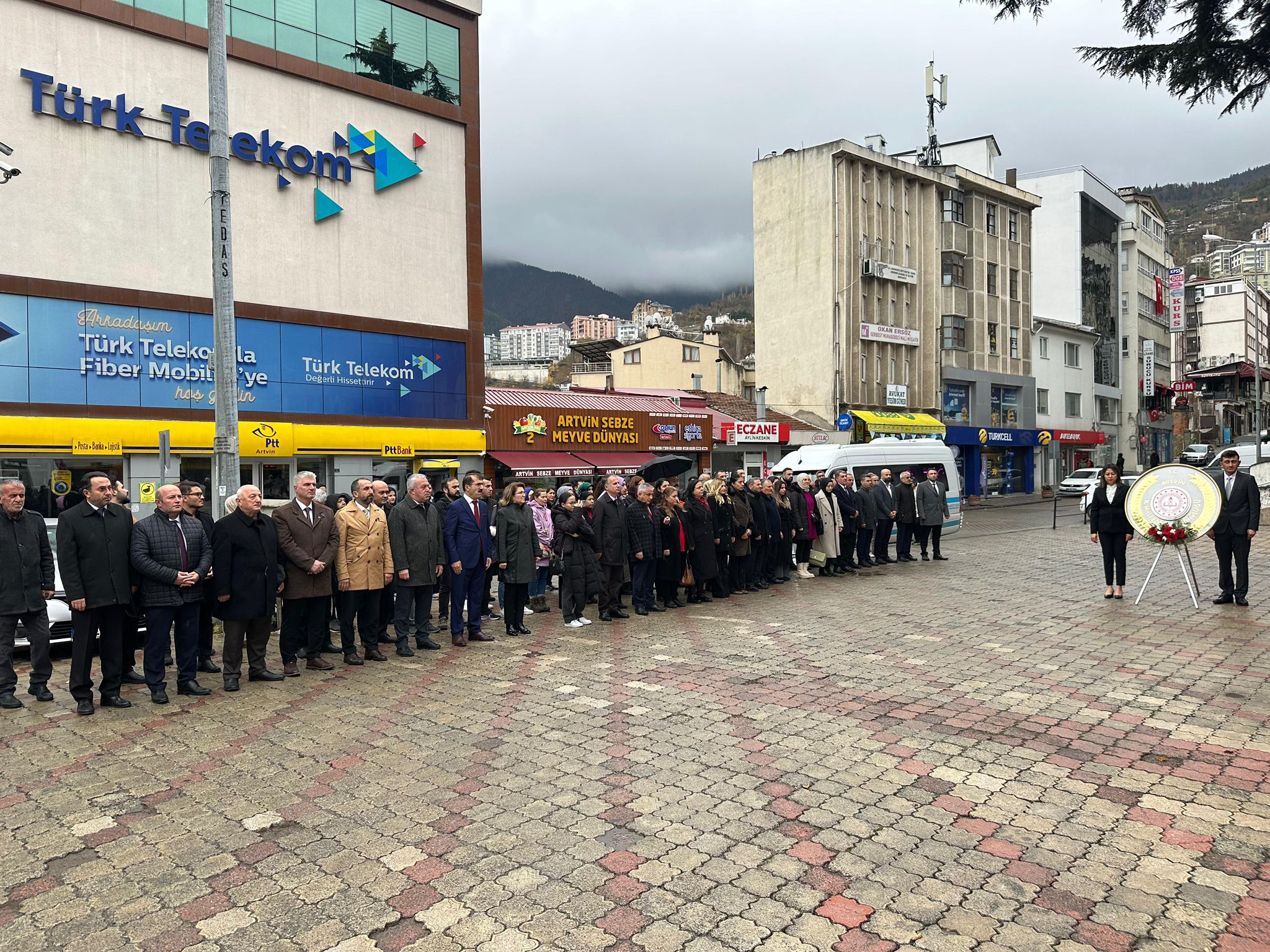 Öğretmenler Günü Törenle Kutlandı