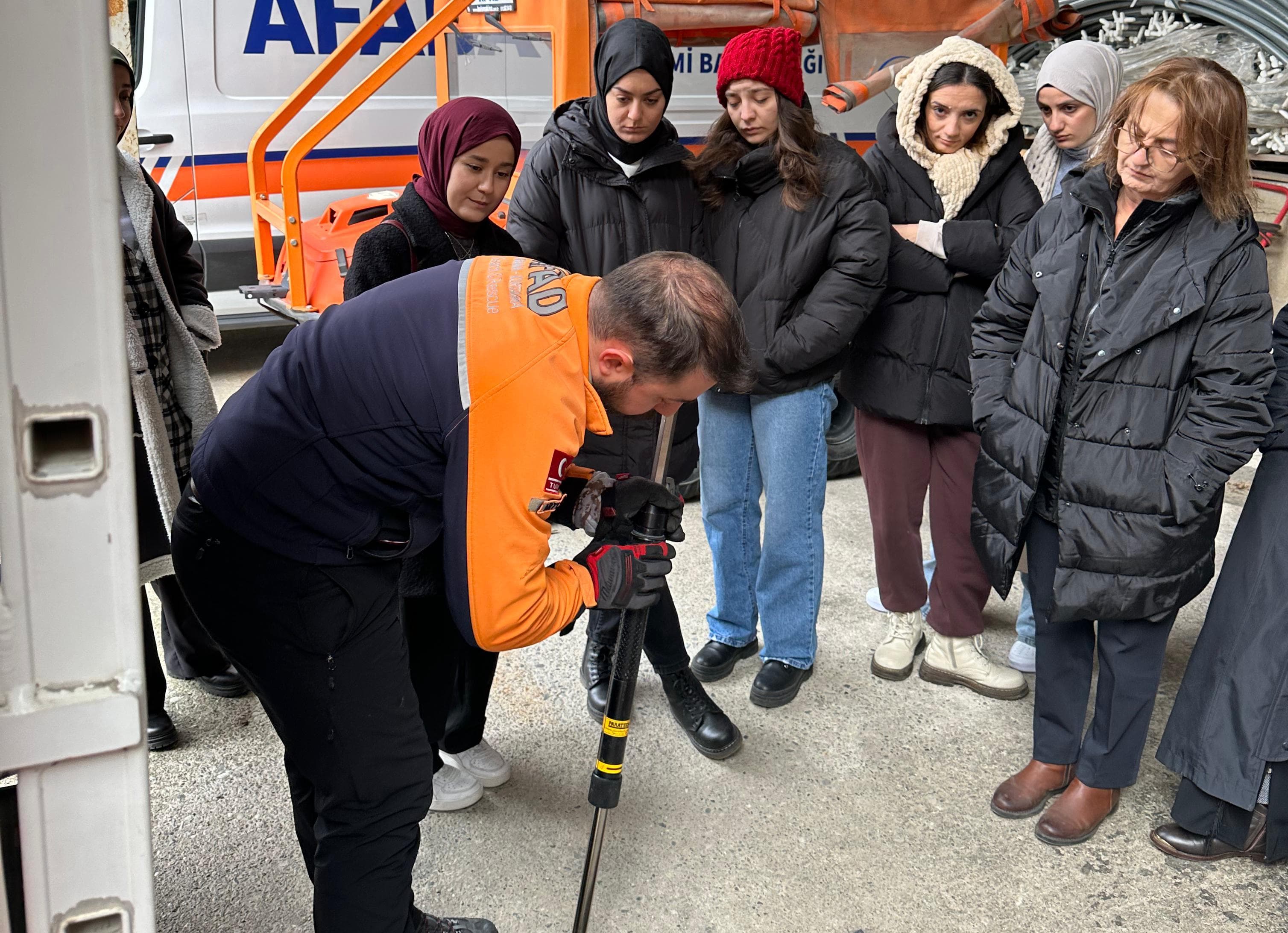 Öğrencilere Temel Afet Farkındalık Eğitimi Verildi2