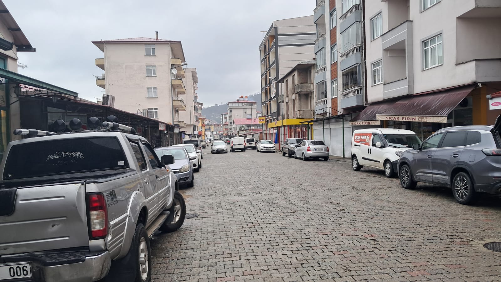 Yılbaşı’nda Sarp Yoğunken Kemalpaşa Sessizliğe Büründü