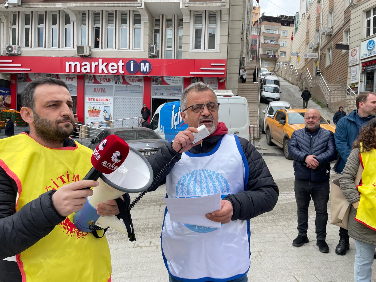 “ Emeğimizin Karşılığını İstiyoruz”