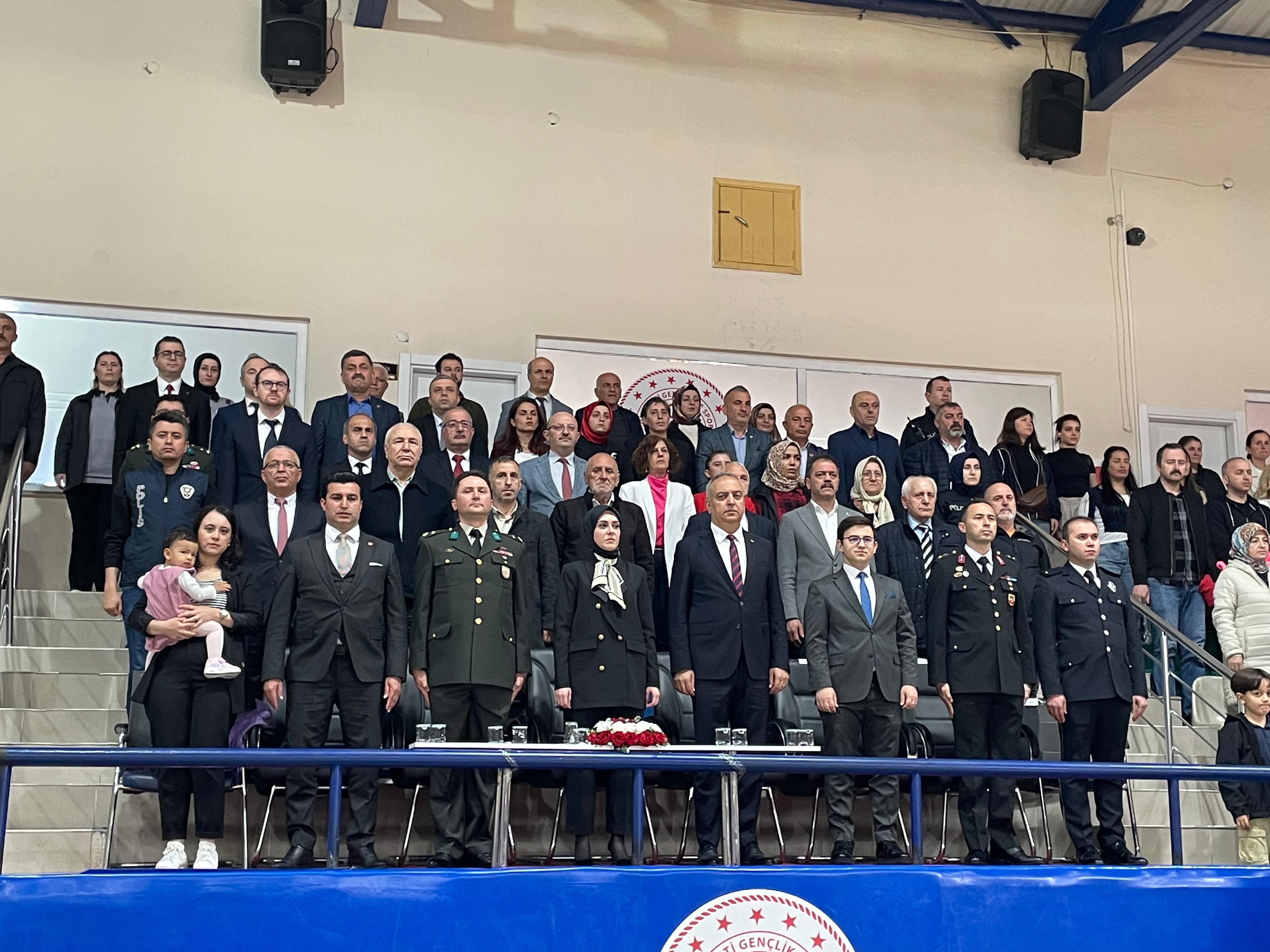 19 Mayıs Coşkusu Borçka'da Kutlandı (1)