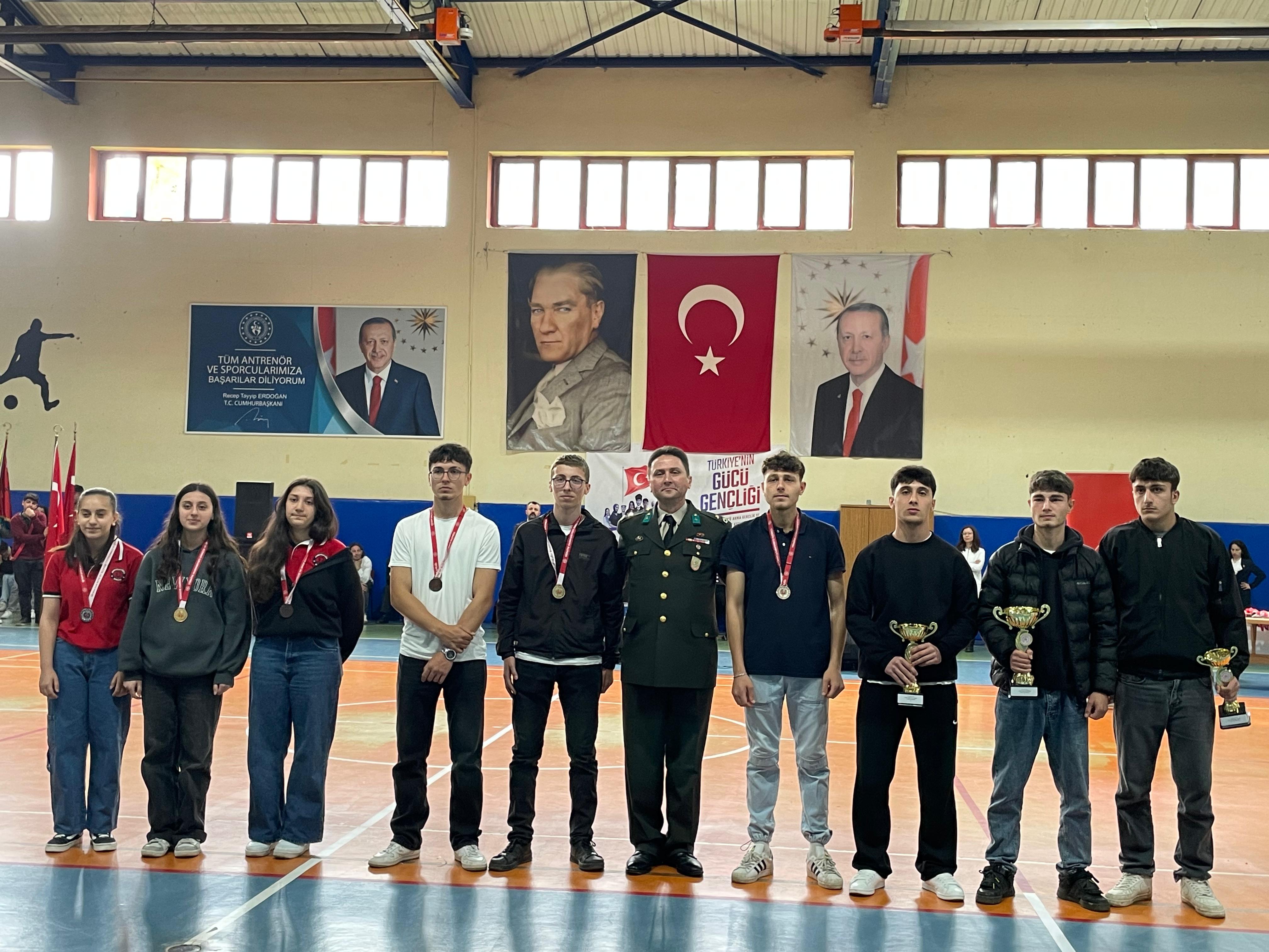 19 Mayıs Coşkusu Borçka'da Kutlandı (8)