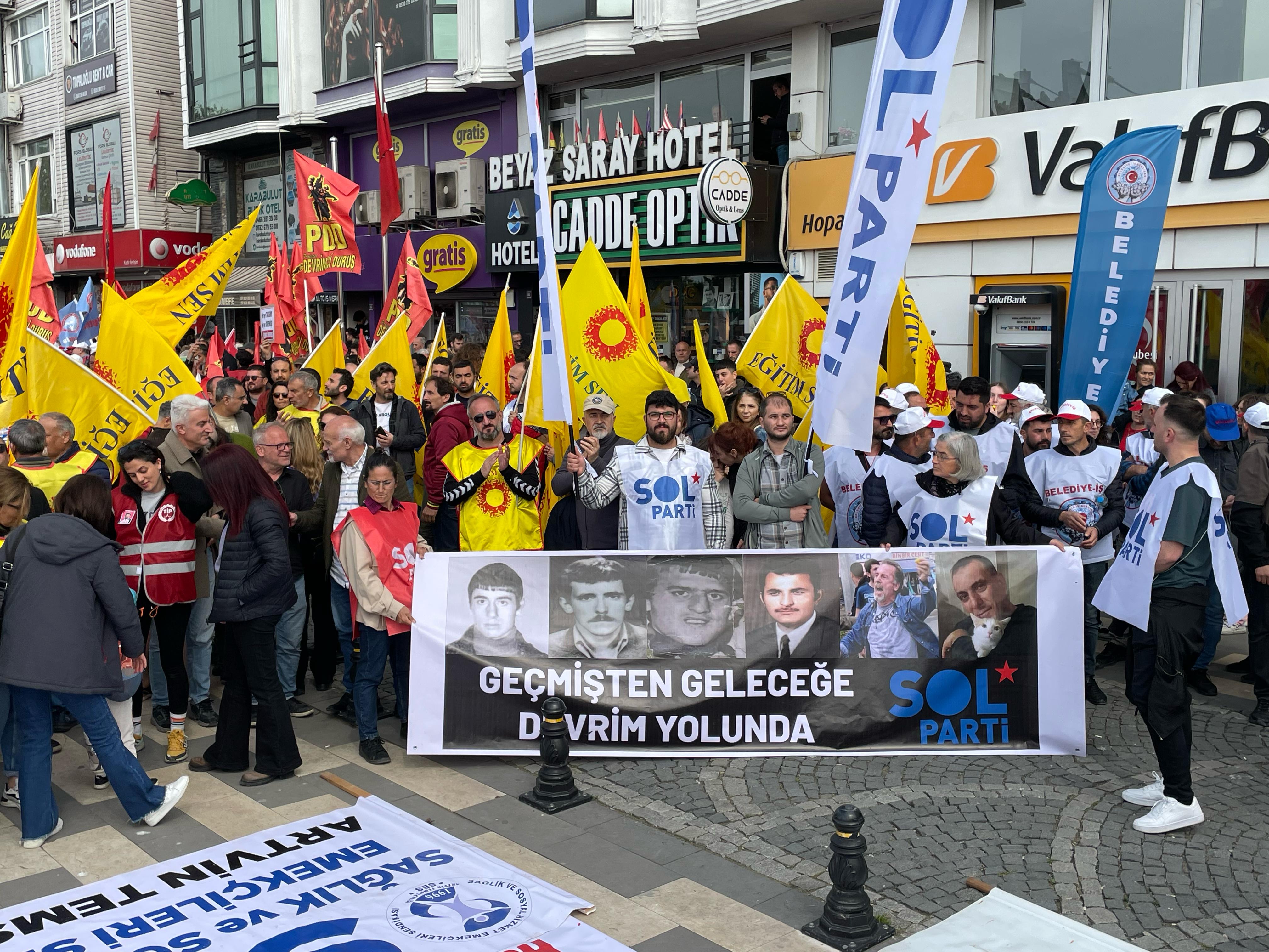 Barikatlara Karşı Halkın Seli Hopa 1 Mayıs’ta Ayaktaydı! (8)