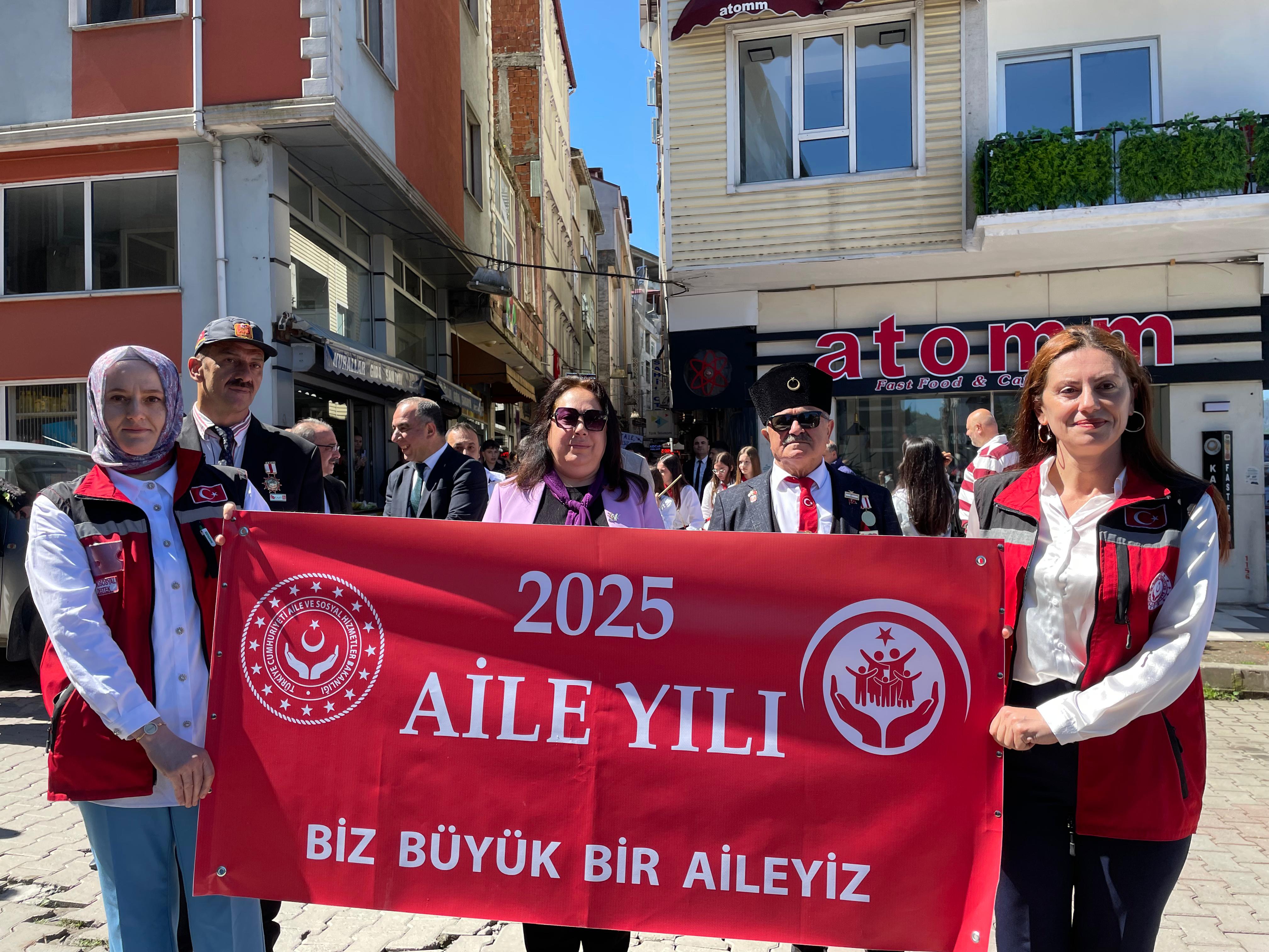 Hopa’da Aile Haftası Coşkusu (2)