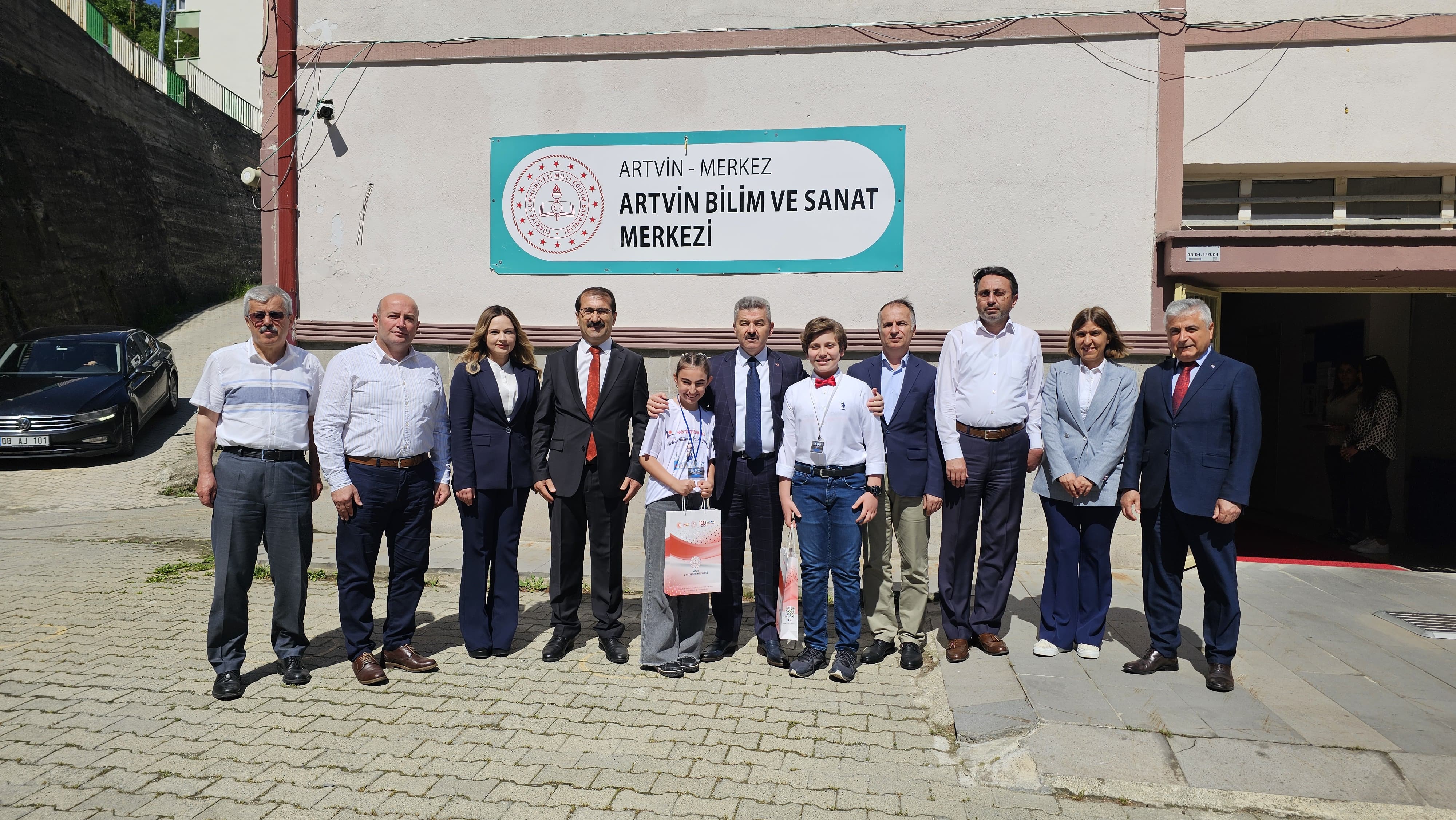 4006 TÜBİTAK Bilim Fuarı Coşkuyla Açıldı 5
