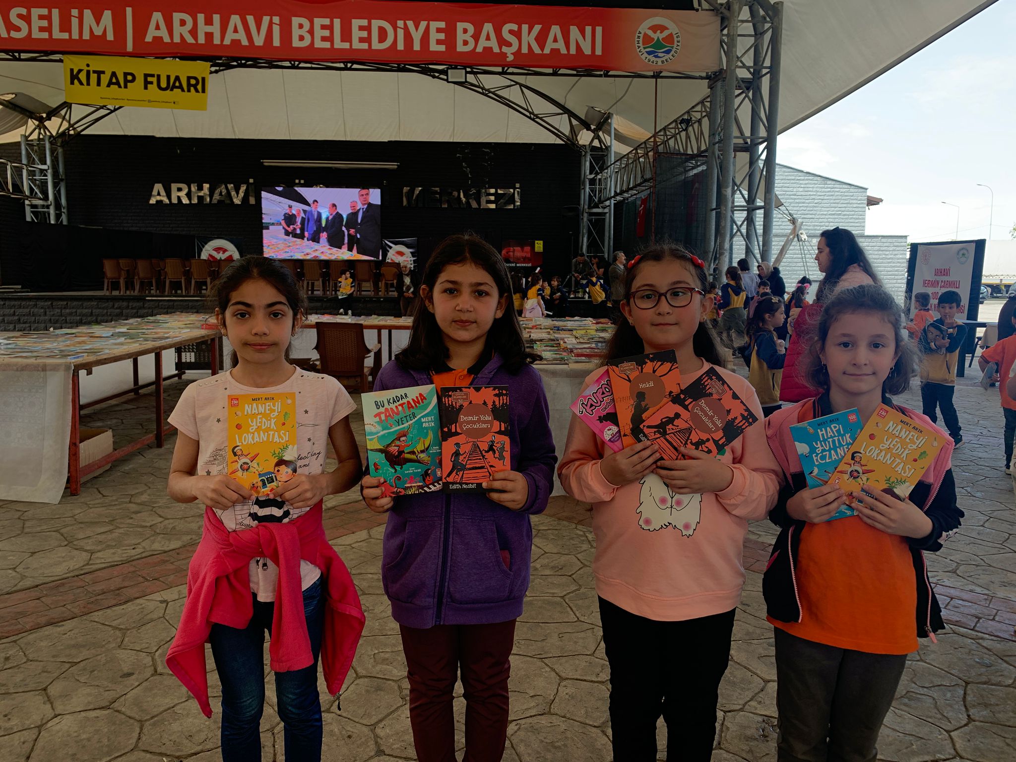 Kitapseverler Gösteri Merkezi'nde Buluşuyor (3)