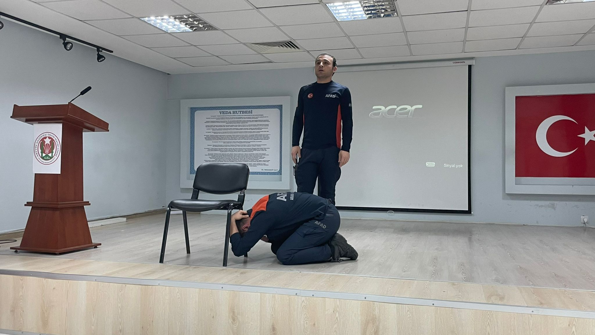 Yangın Ve Tahliye Tatbikatı Yapıldı (2)