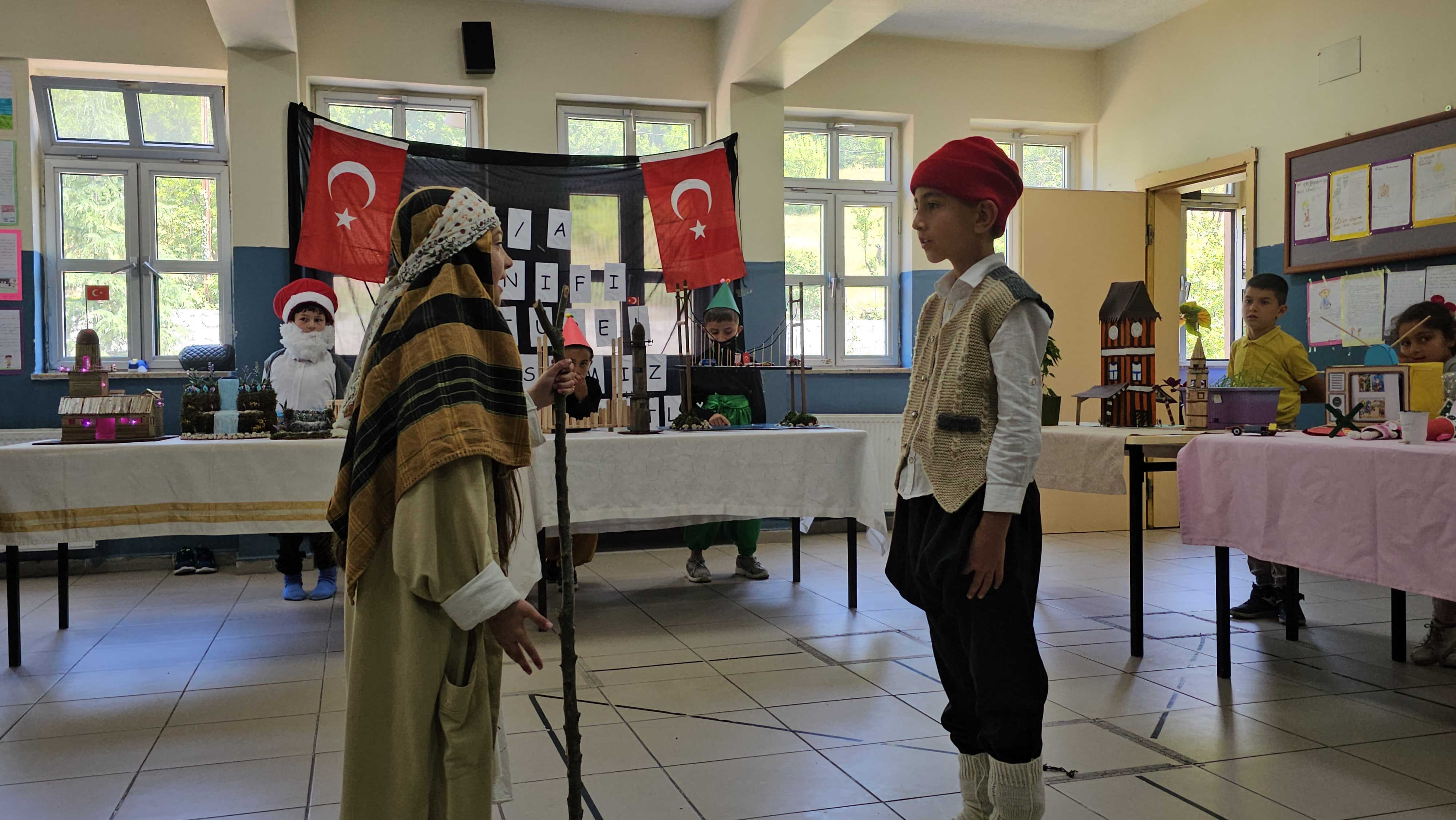 Minik Yüreklerden Kültürel Miras Sergisi-3