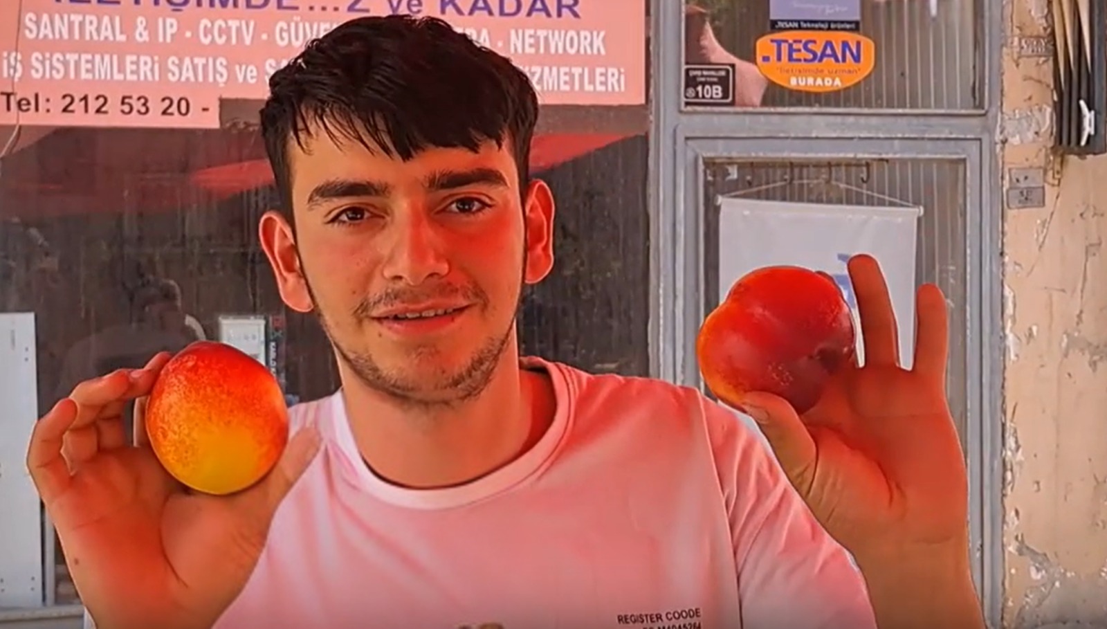 85F24288 1614 4447 B050 9Ecf9Dff7F13