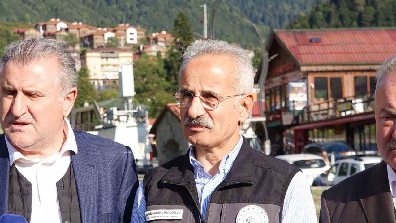 Bakan Uraloğlu: "Ayder Yaylası’na kontrollü geçiş sağlayacağız"