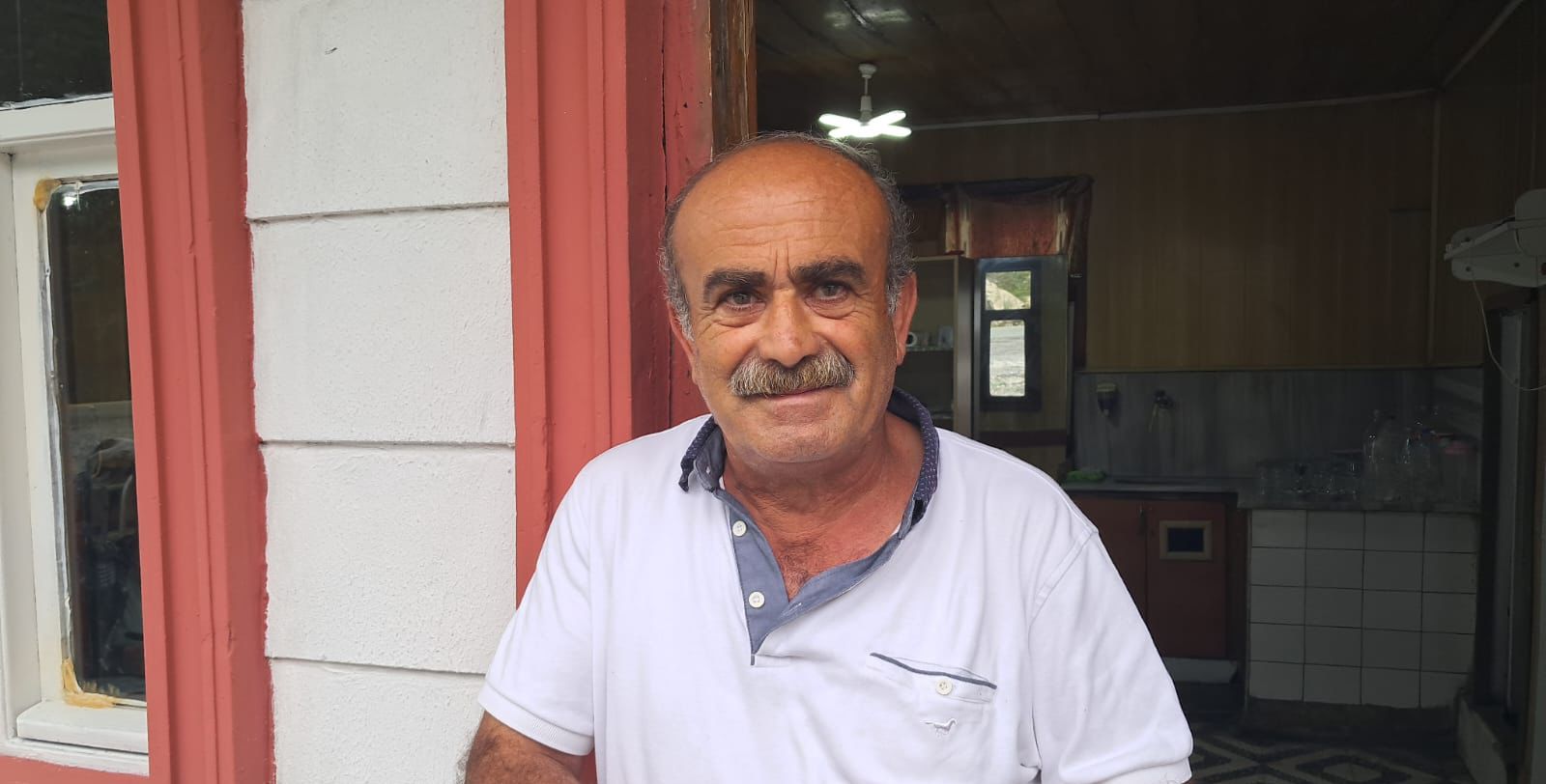 1982'Den Beri Ayakta
