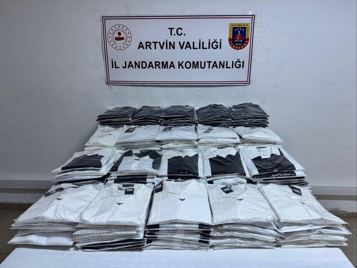 Artvin'de Kaçakçılık Operasyonu 14 Gözaltı (2)