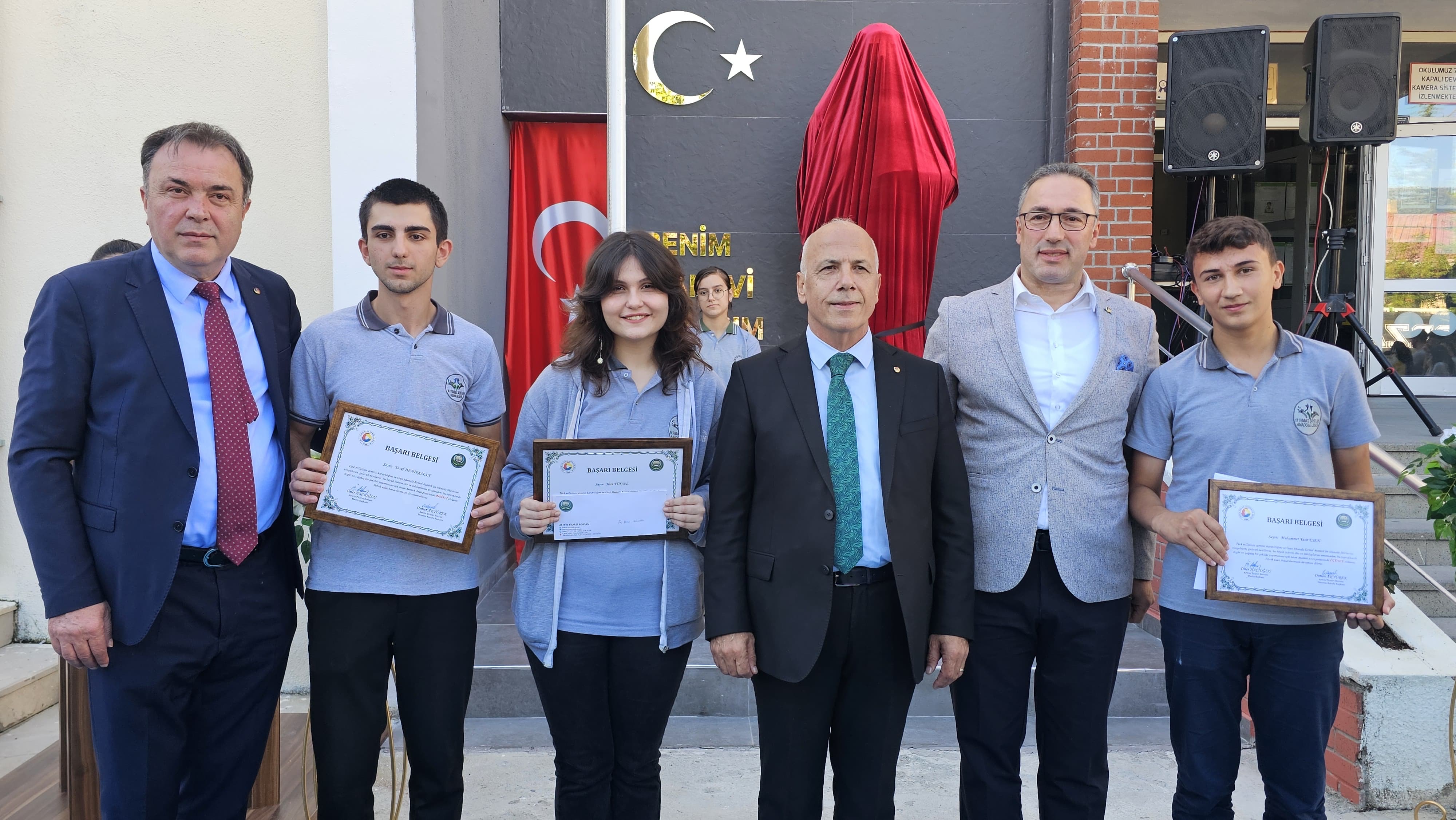 E7E76991 B6Ad 4Bec 8515 9100Ae5Fcd6A