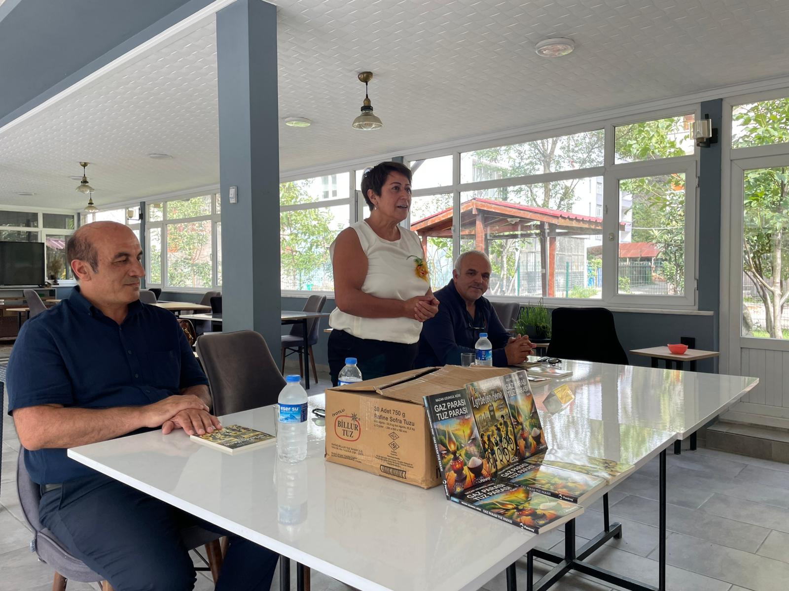 Nazan Uzungül Köse Borçka’da Okurlarıyla Buluştu (7)