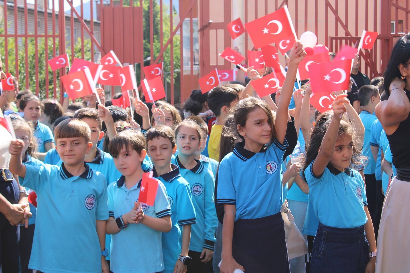 22 Bin Öğrenci Ders Başı Yaptı