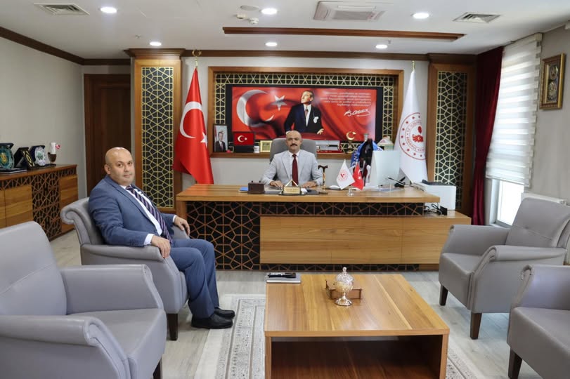 İsmail İnan Ardanuç’ta Görevine Başladı