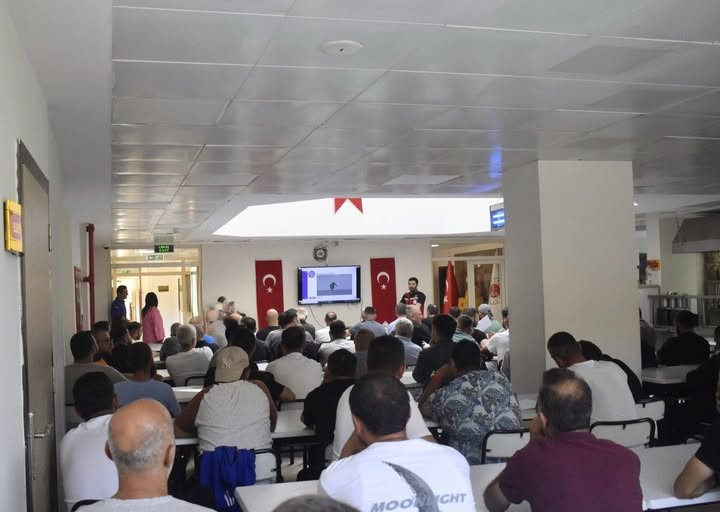 Yeşilay'dan Ardanuç'ta 