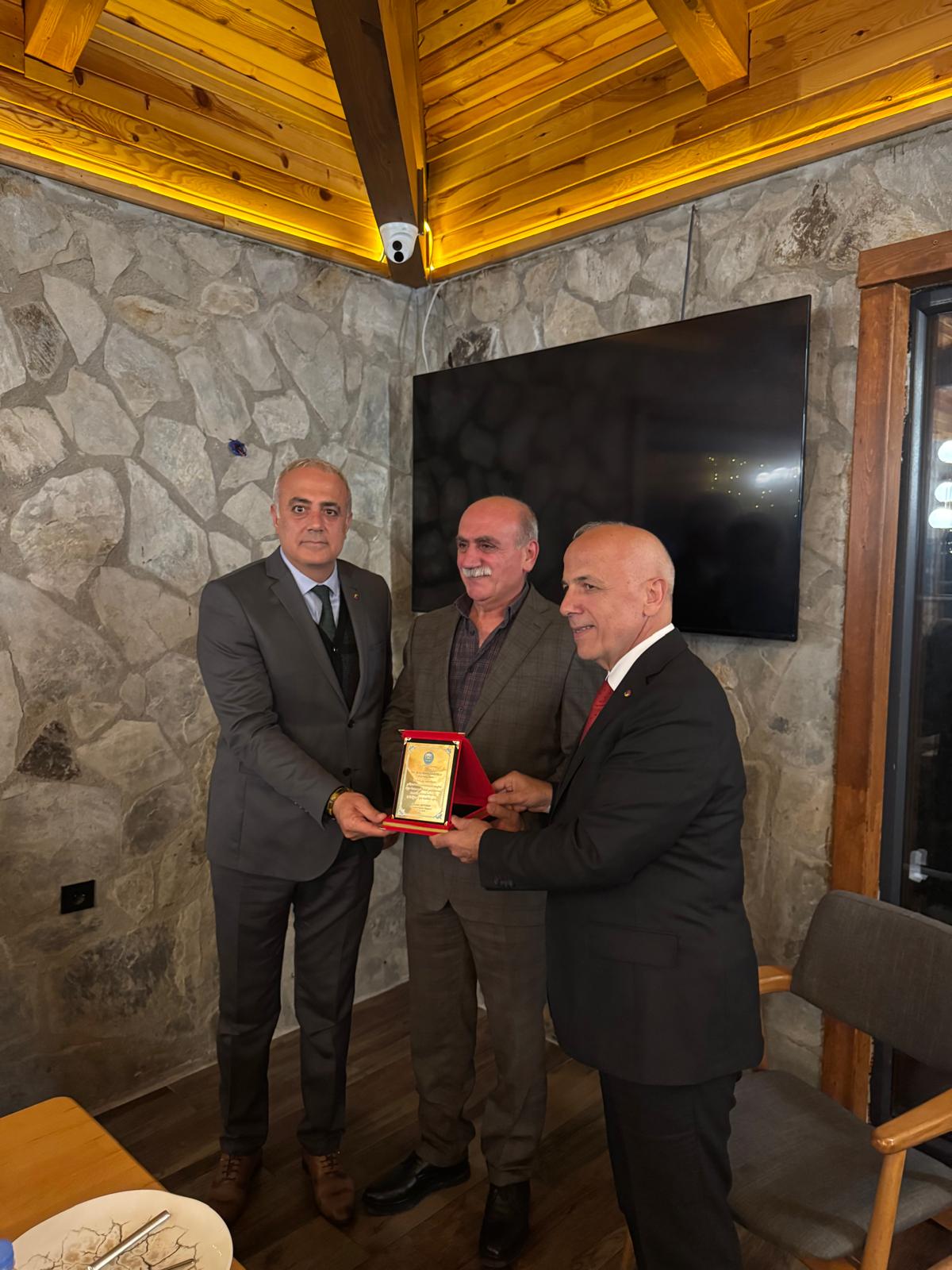 Artvin Ticaret Borsası’ndan Çaykur’a Teşekkür Ziyareti (1)