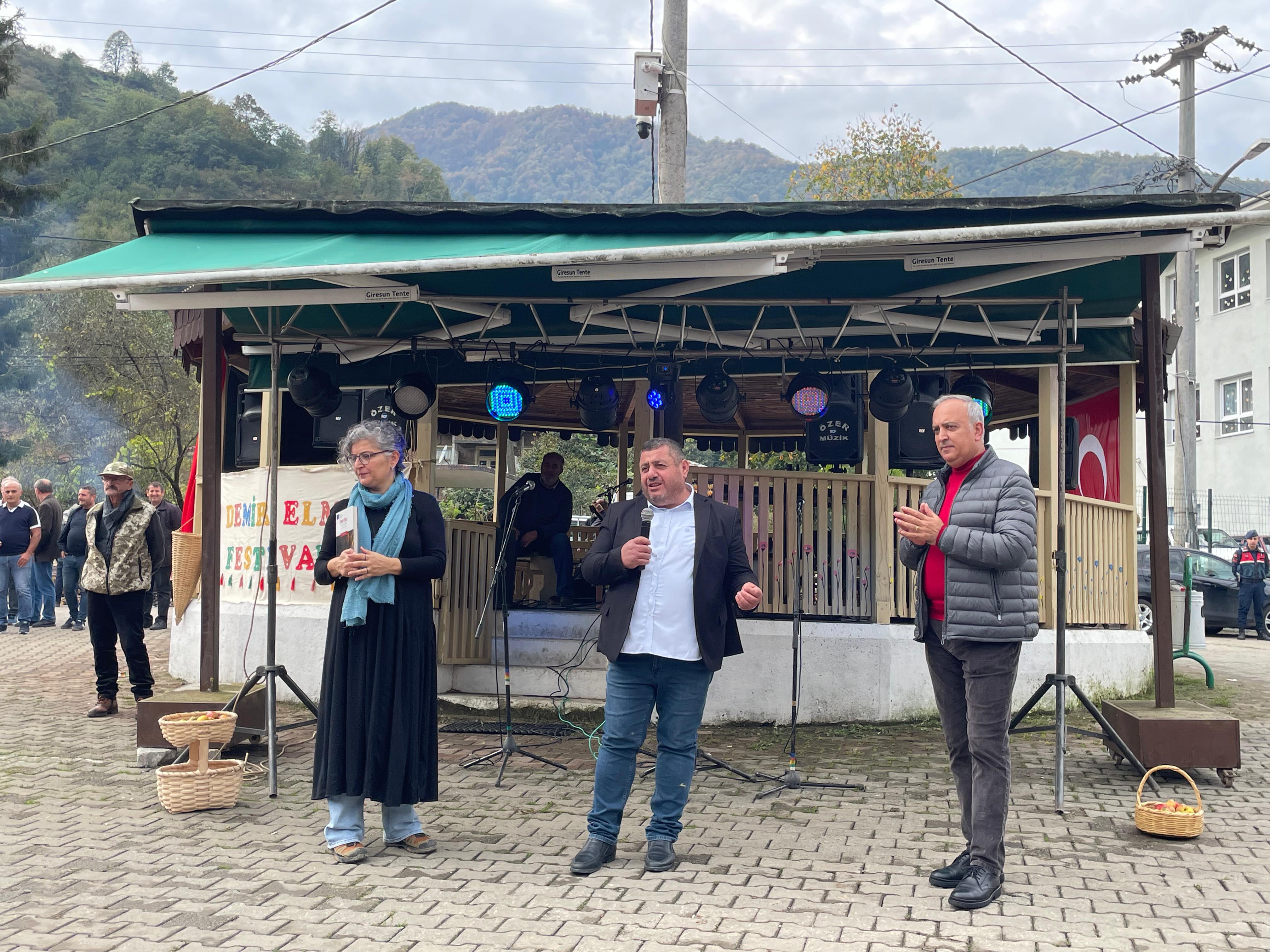 Borçka’nın Sınır Köyü Muratlı, Festivalle Renkleniyor (1)
