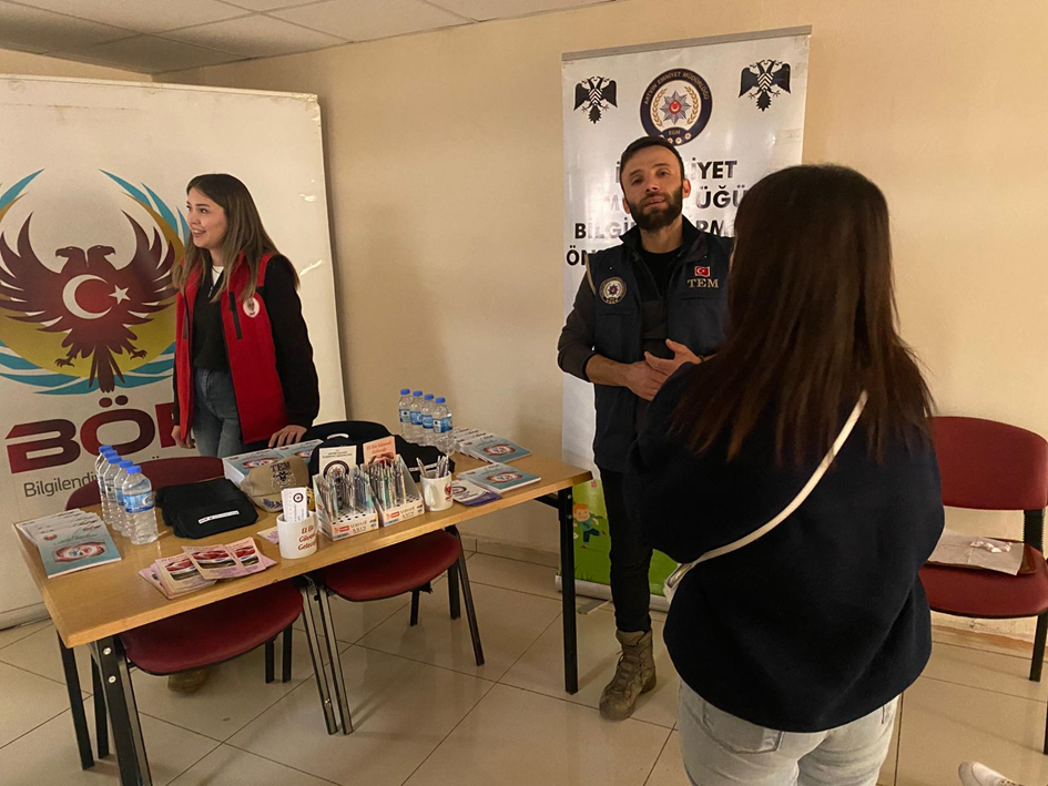 “El Ele Güvenli Geleceğe” Farkındalık Eğitimi (1)