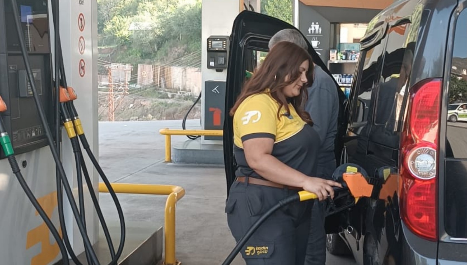 Her Mesleğe Kadın Eli Dokunuyor