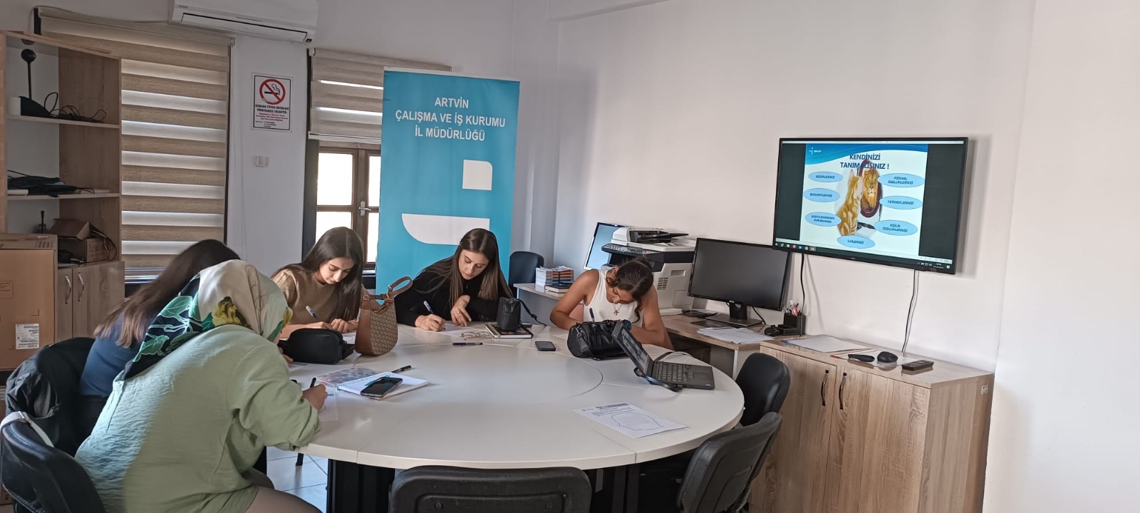 Öğrencilere İş Hayatına Hazırlık Eğitimi