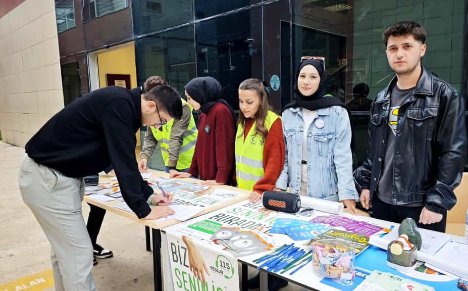 Öğrenciler Yeşilay Kulübü’ne İlgi Gösterdi