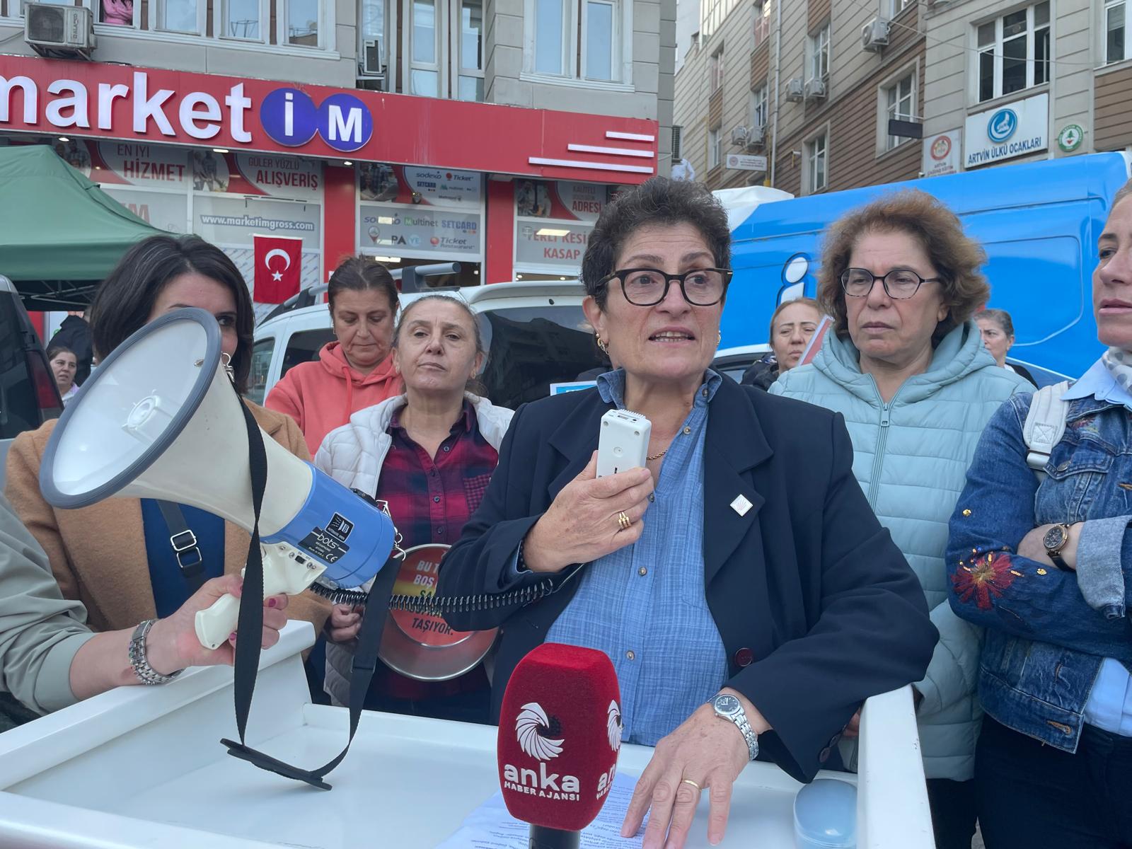 “Yoksulluğun Bile Cinsiyeti Var”