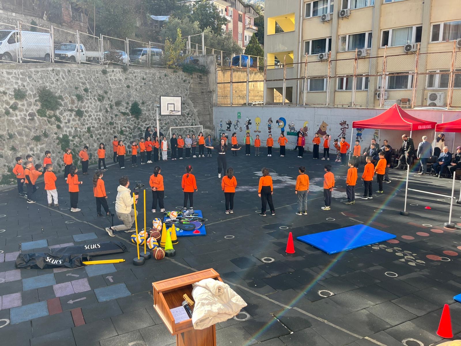 58466B58 4672 45A2 9477 646842882Ae4