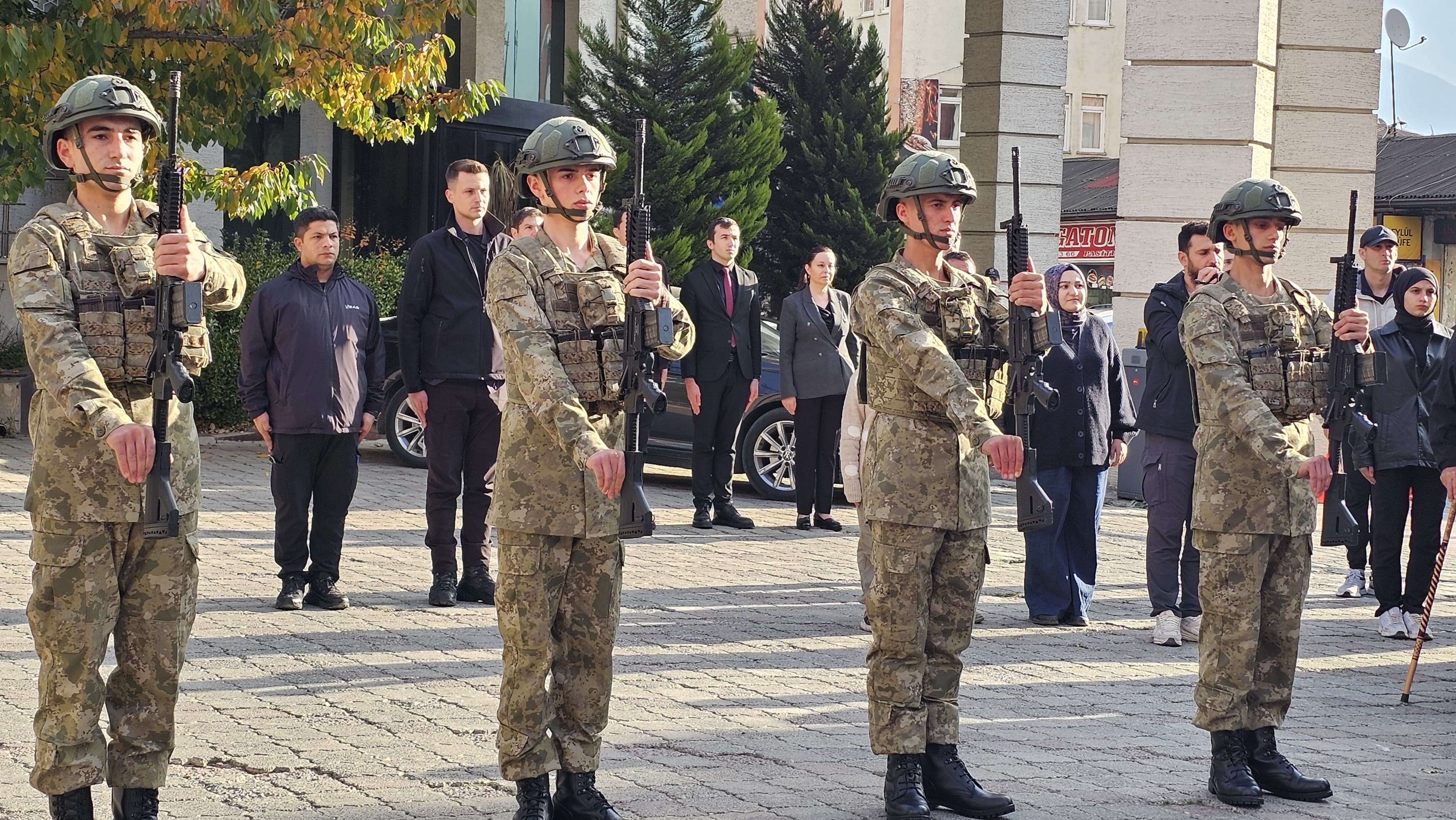 76Cceaac C8D8 4A0D 8Dd5 41337B867Df0