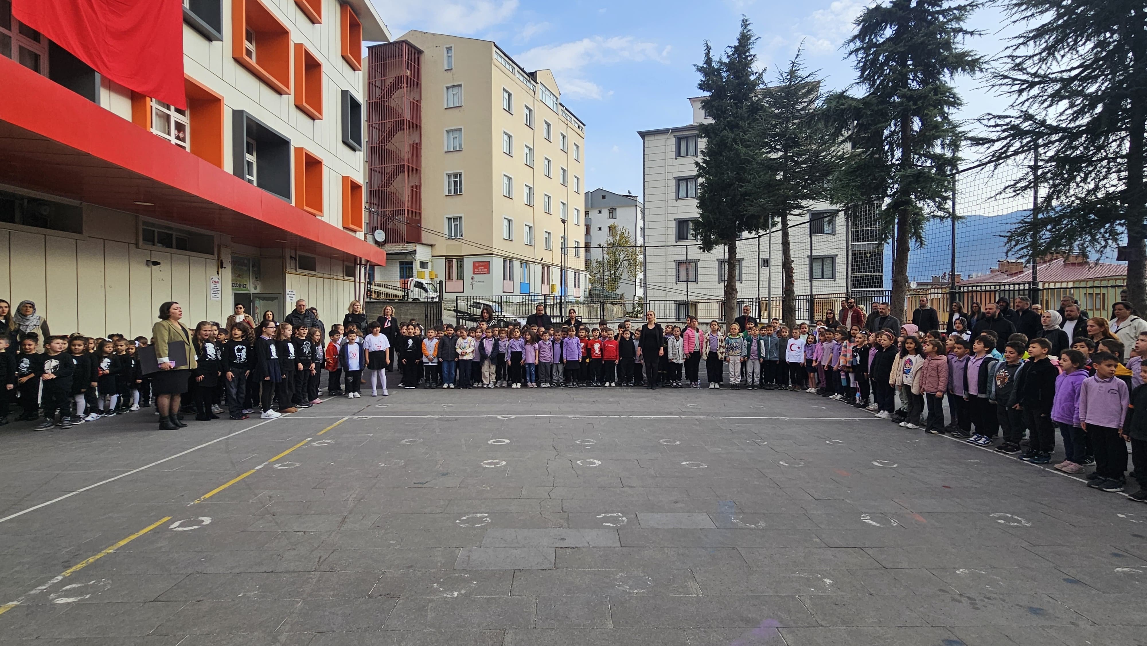 80C18320 5921 4C75 Bad8 B8C489E1410D