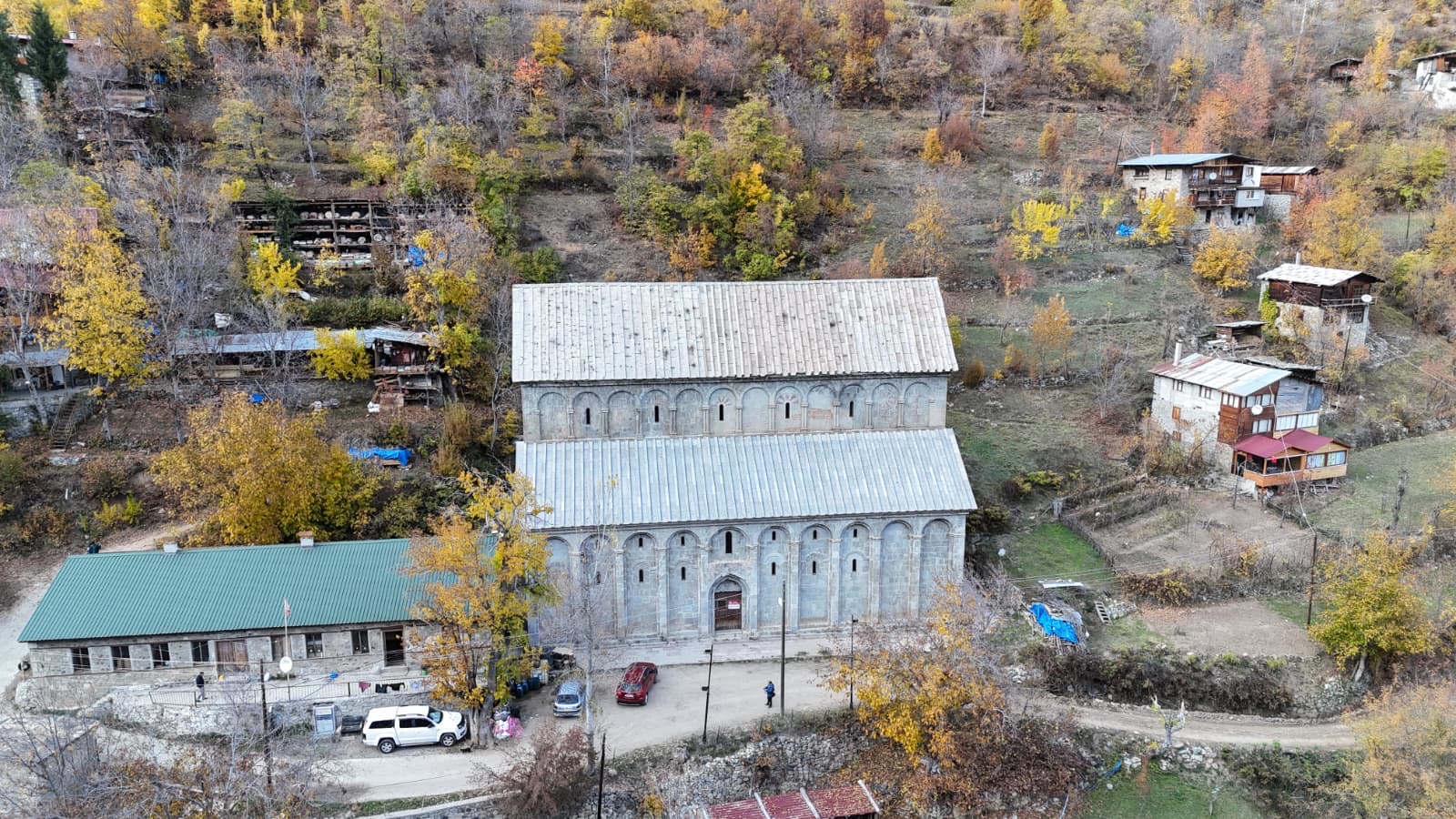 98Ab3Def Fee8 49Ad B297 D07D4343C04D