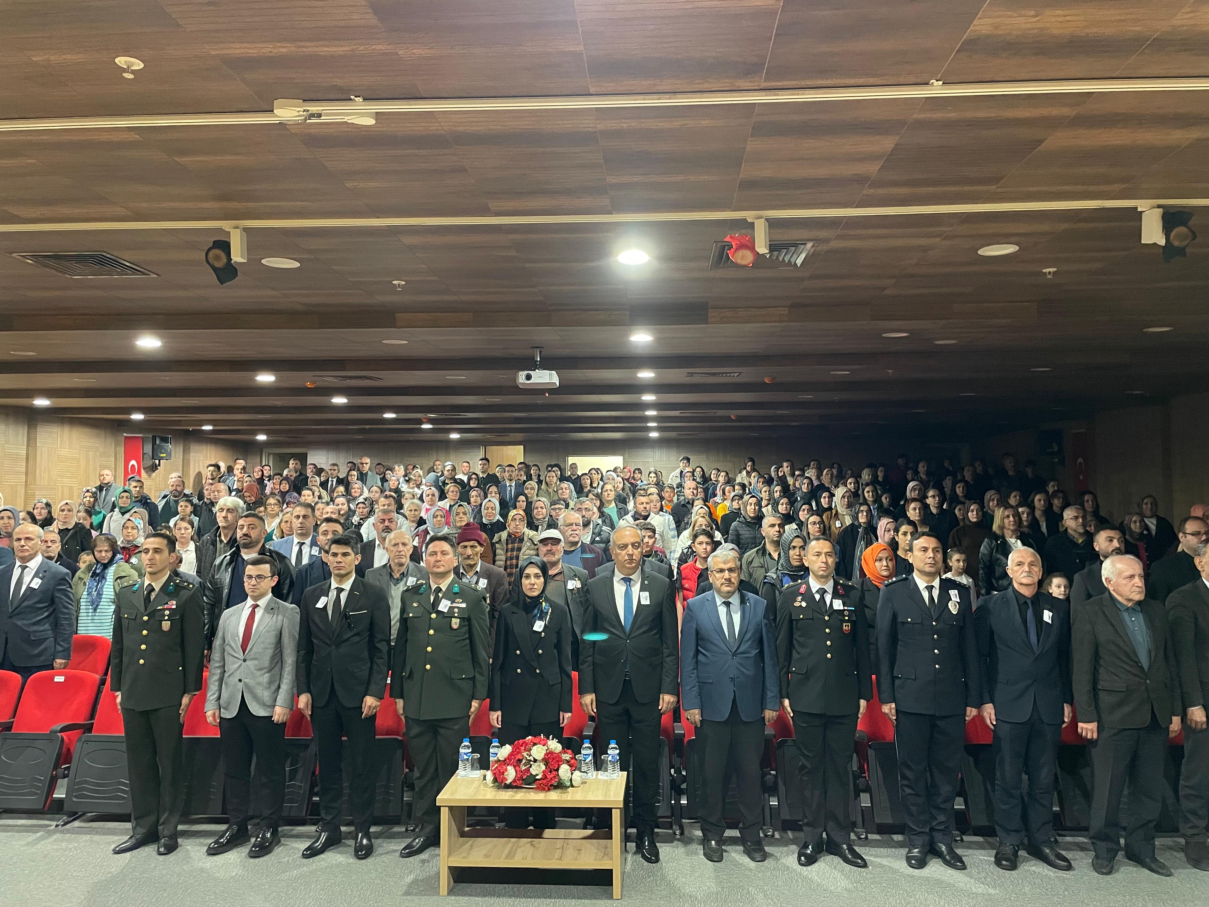 Atatürk Saygı Ve Özlemle Anıldı (8)