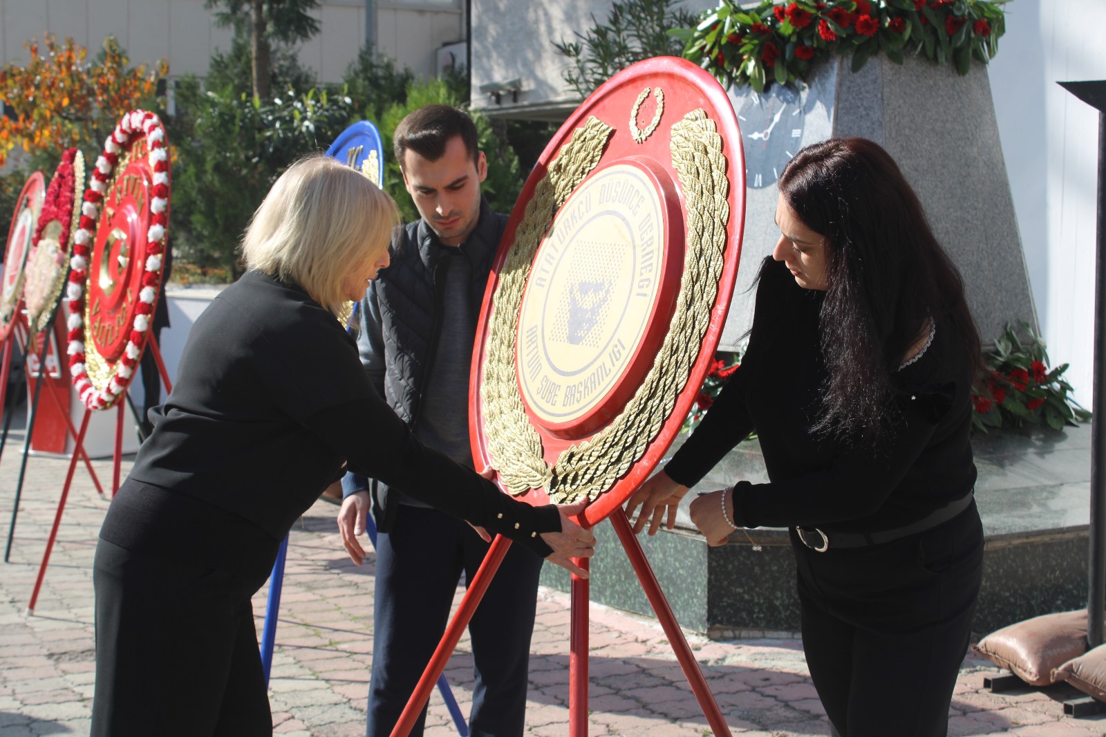 Atatürk’ün 87. Yılında Artvin’de Çelenk Töreni (6)