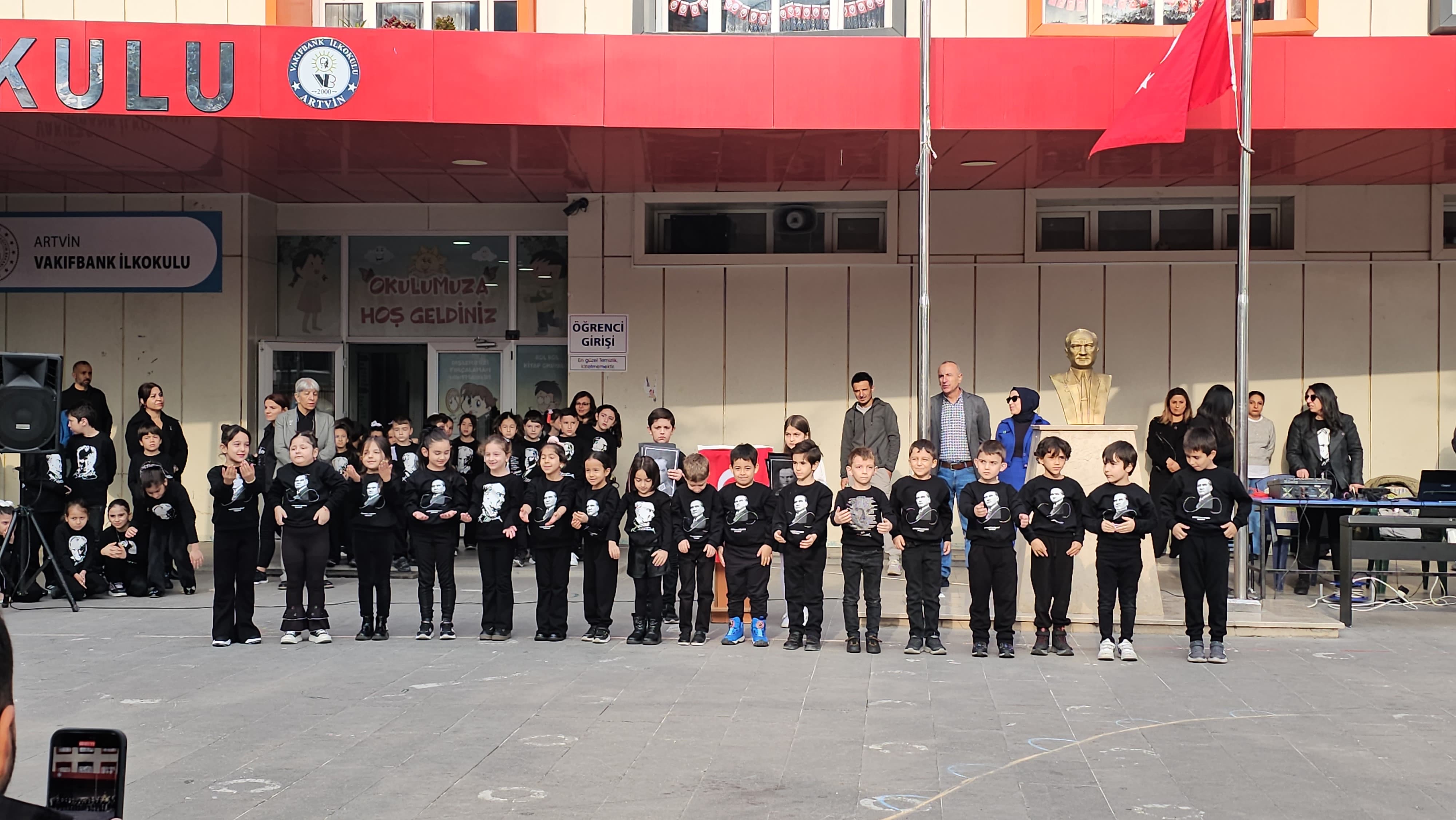 B2302E60 2F44 45C7 Ae69 D98C4Ee9Ff56