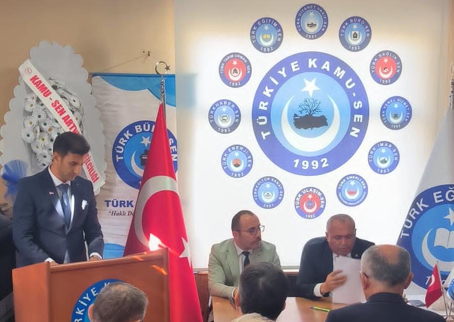 Cf371B3F D528 4128 9085 D4F3A8242884