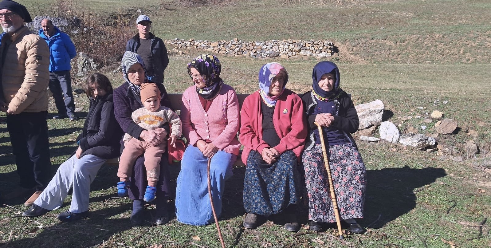 E12Ca236 Fb41 4Dec 8F2F 1E8Ad2001992