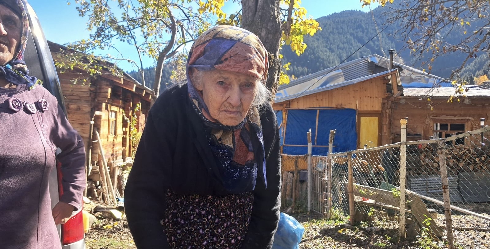 Ef0Bbf18 2237 434A B8Ef Cd9A4Af89556