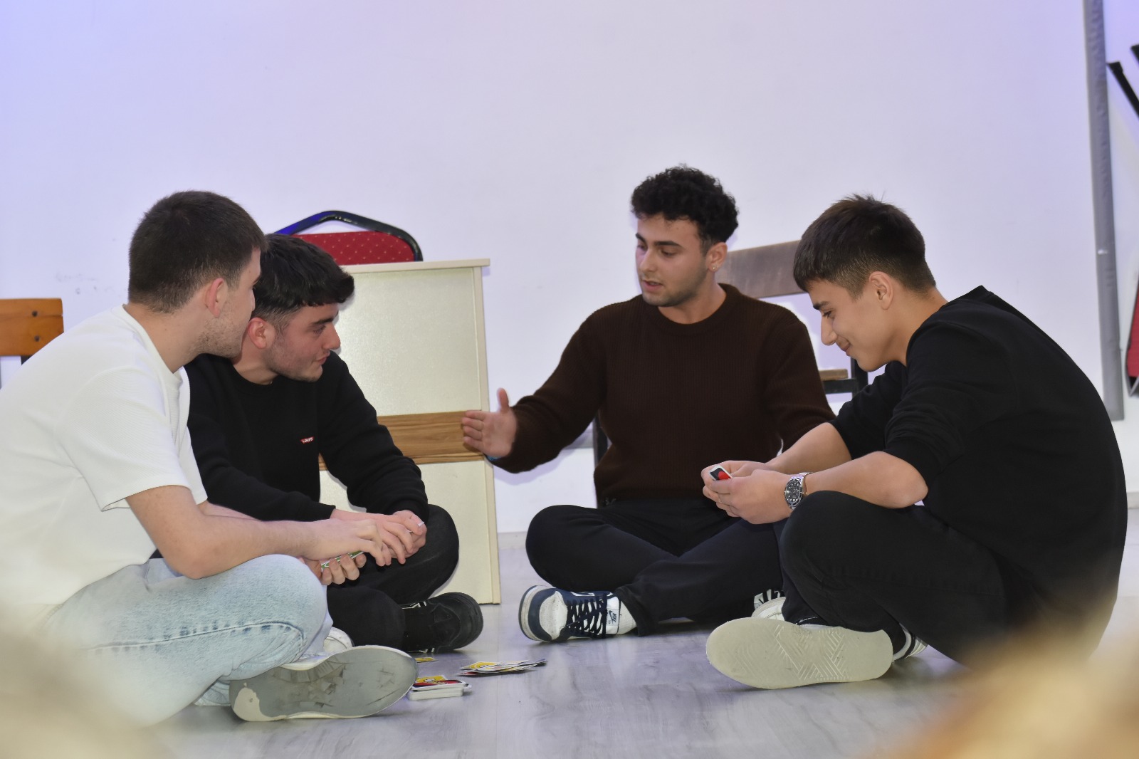 AAL’de Öğretmen Taklitleri Salonu Yıktı Geçti-4