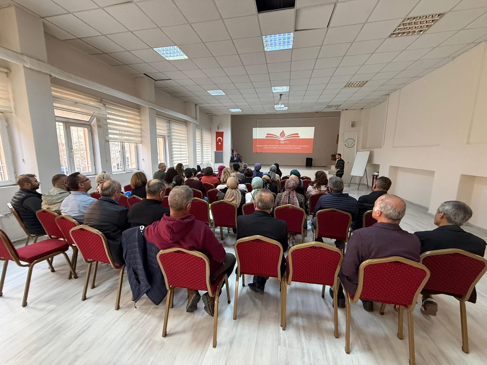 “Akran Zorbalığı” Eğitimleri Başladı2