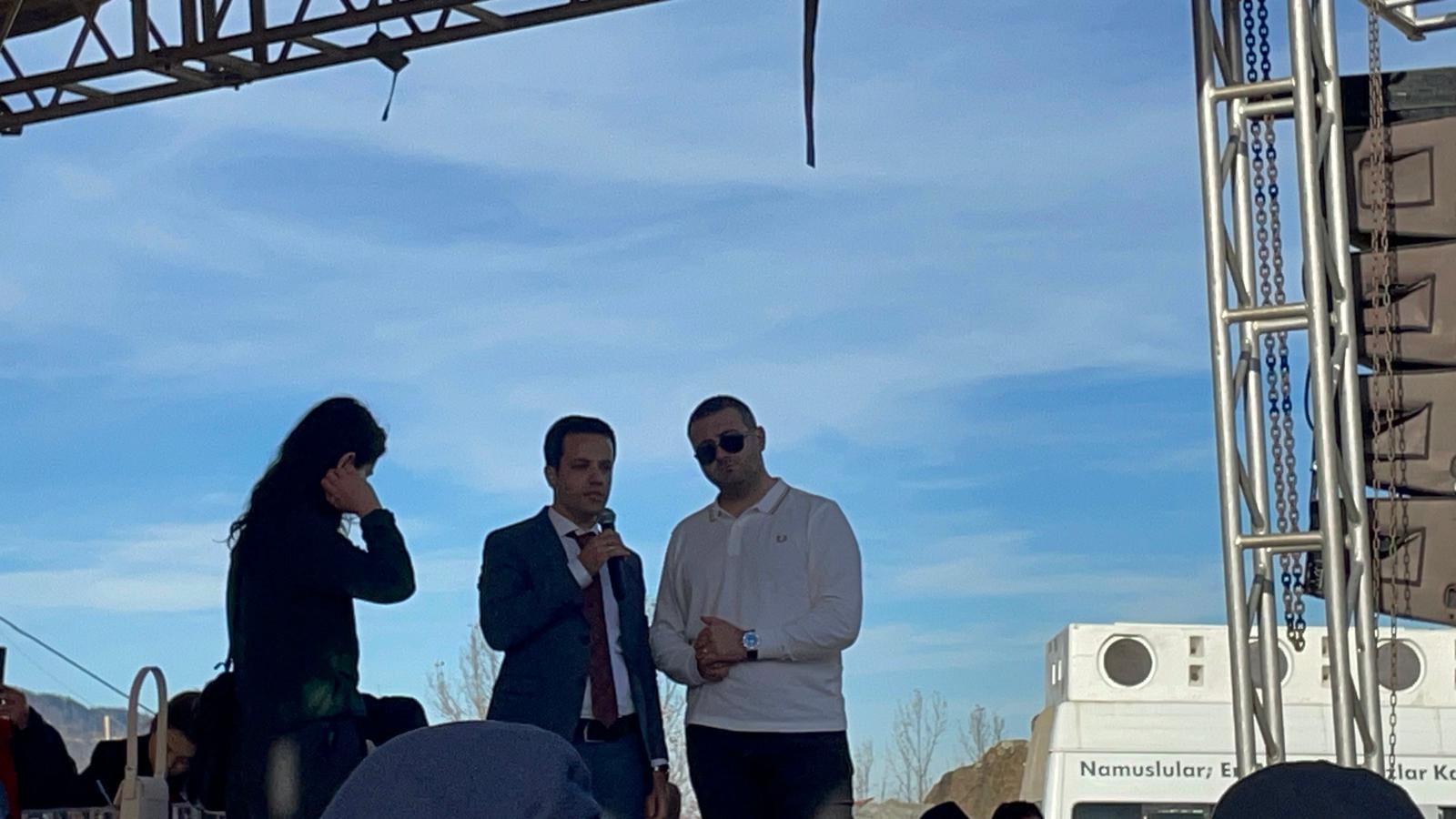 Murgul’da Halk Toplantıyı Başlamadan Bitirdi (3)