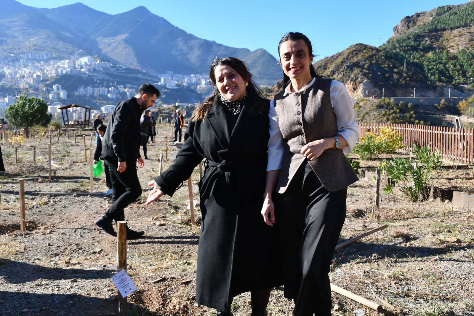 Öğretmenler Günü Hatıra Ormanı Oluşturuldu (3)