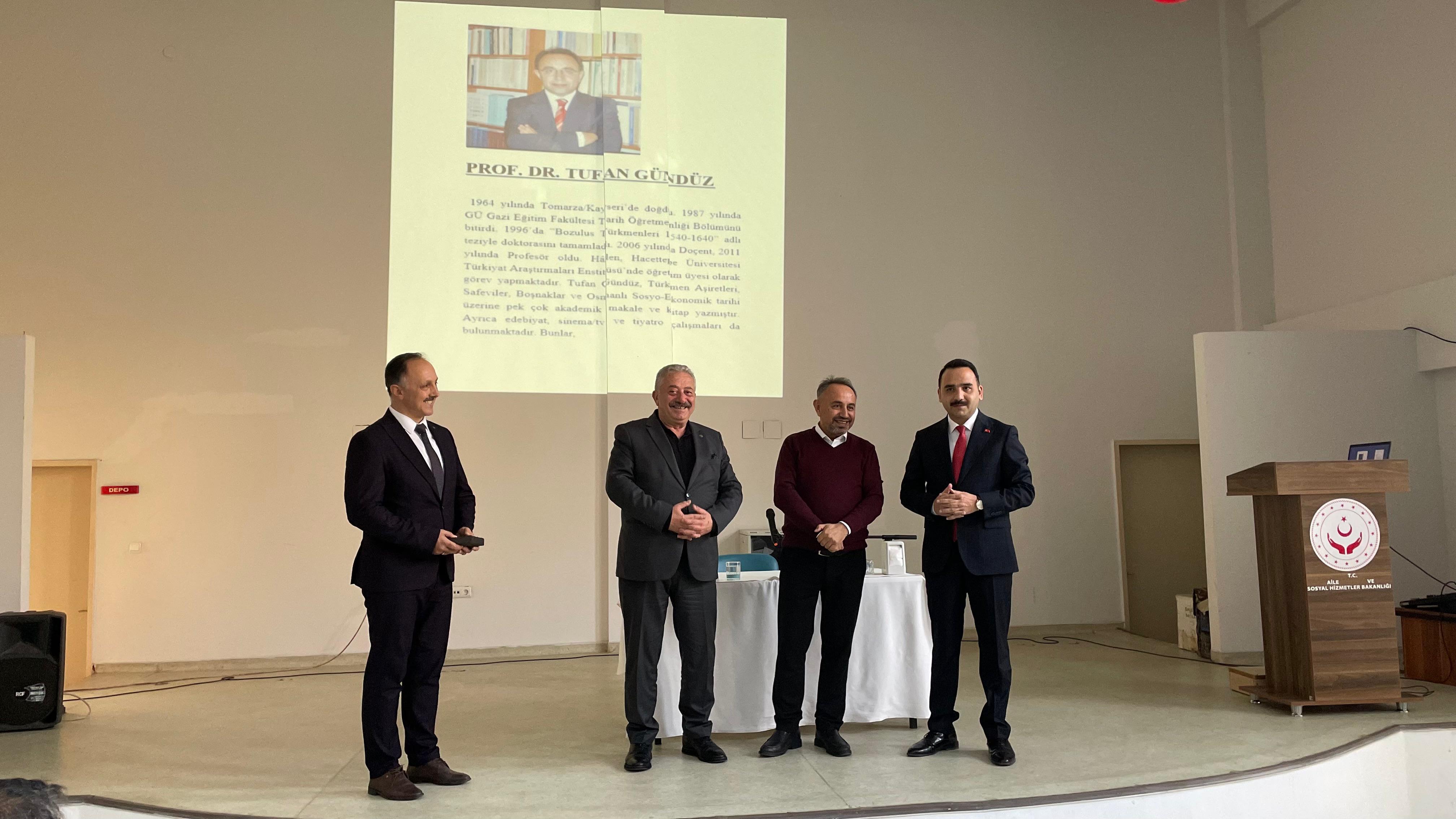 Tufan Gündüz Murgul’da Okurlarıyla Buluştu (2)