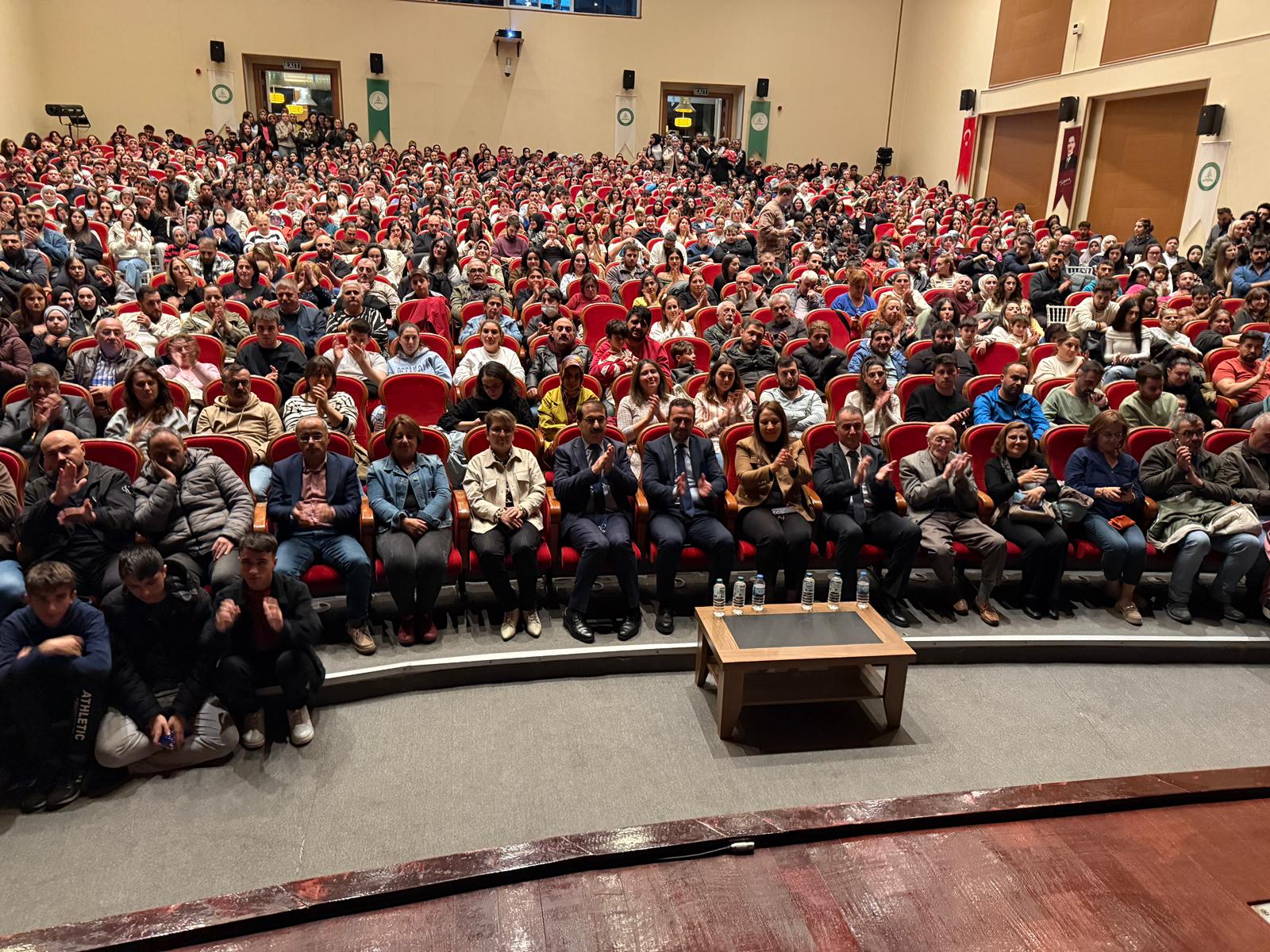 'Uca Dağlar' Artvin’de İzleyiciyle Buluştu-3