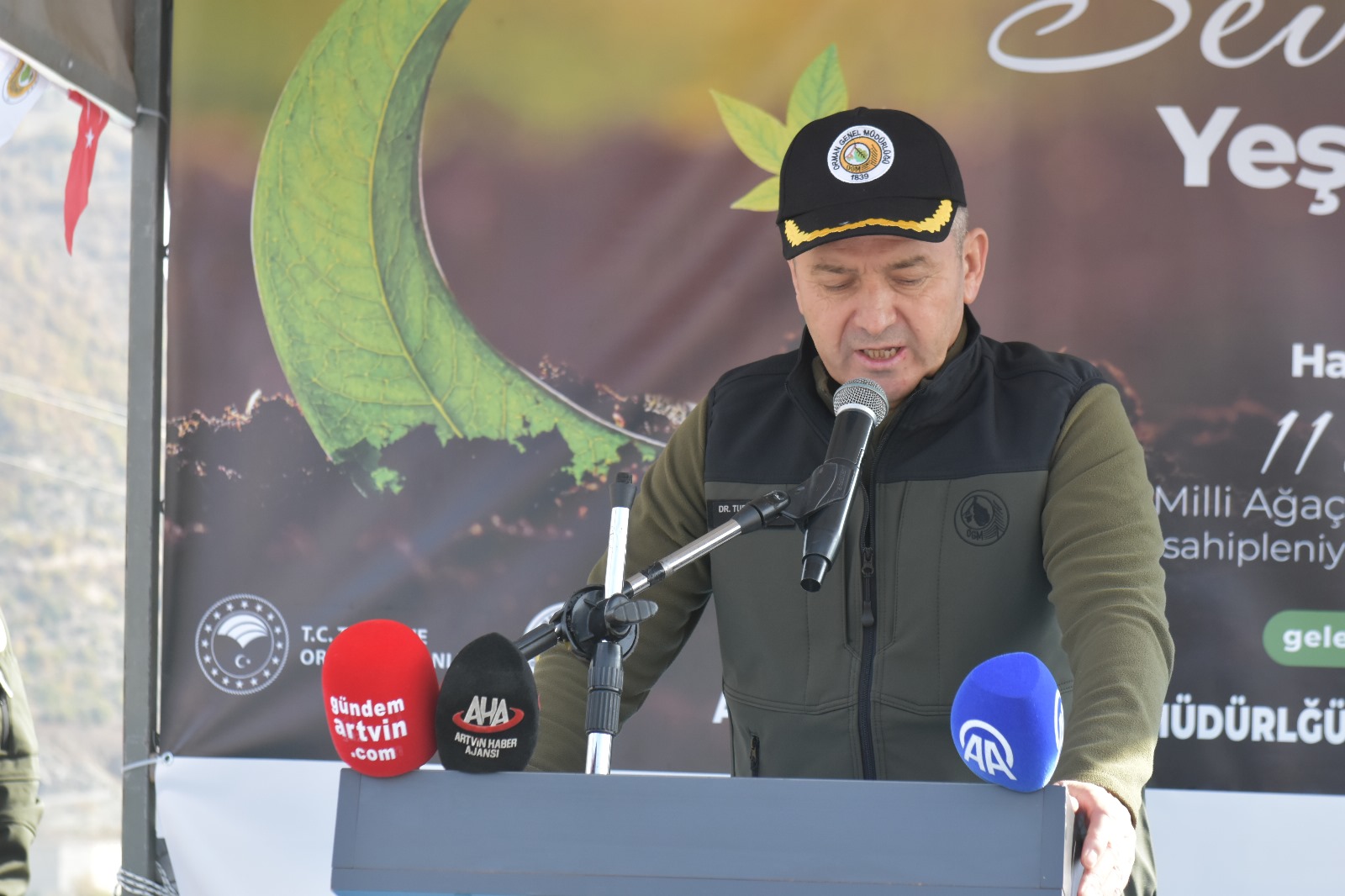 Fidanlar Toprakla Buluşturuldu