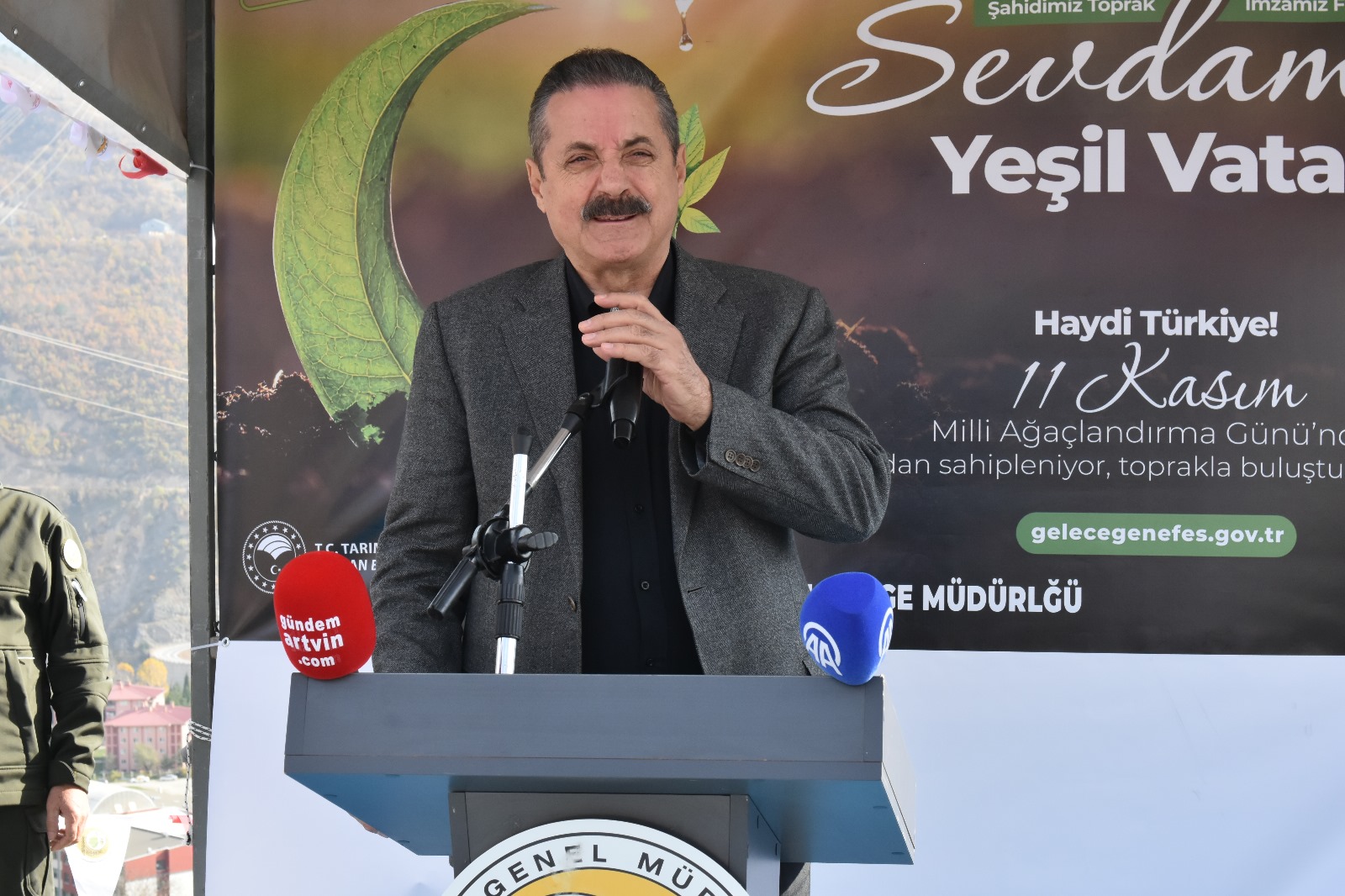 Fidanlar Toprakla Buluşturuldu-2